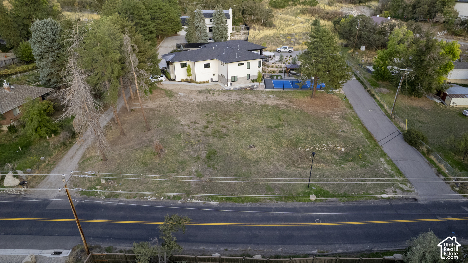 main property photo 7