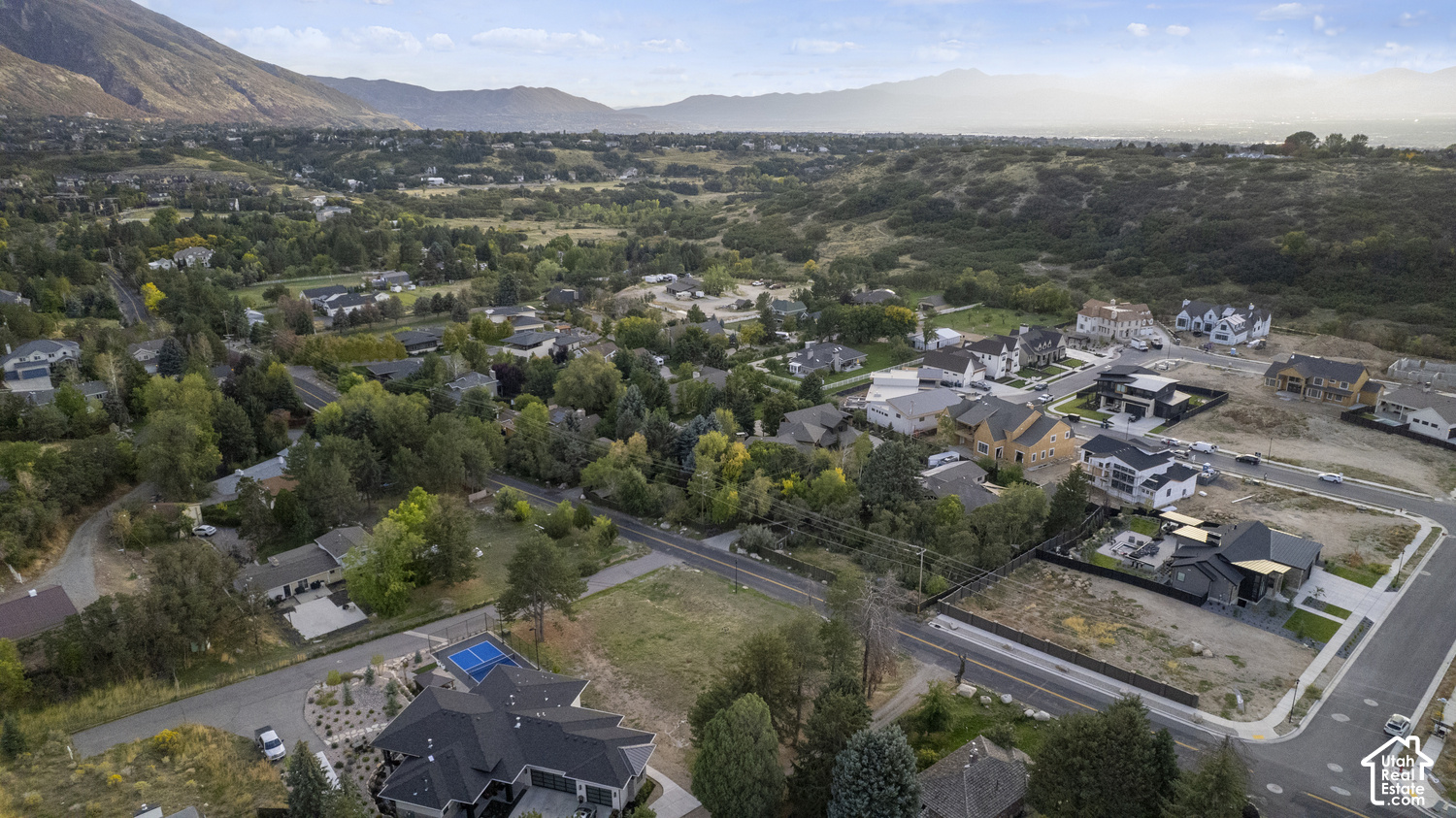 main property photo 8