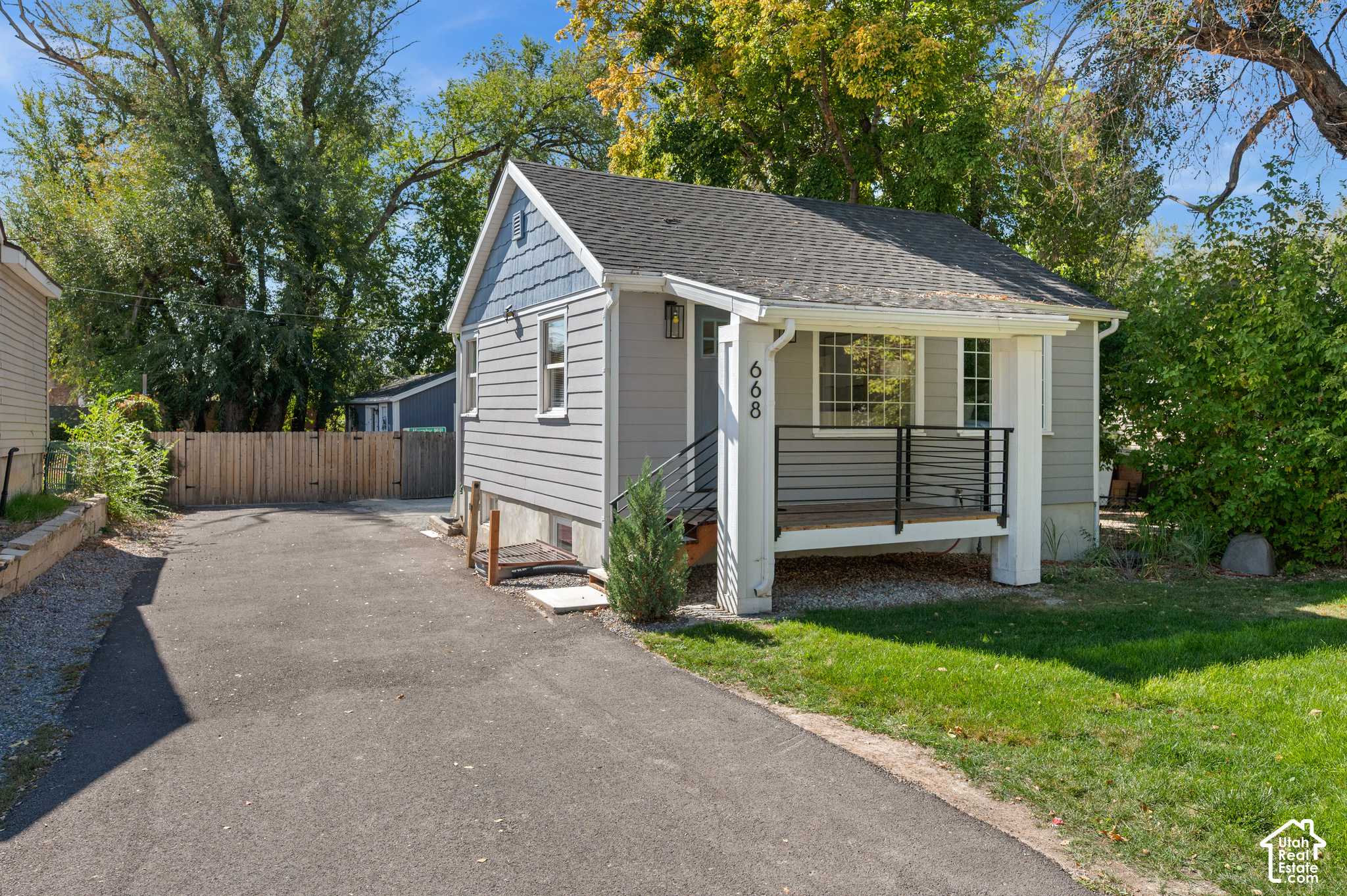 main property photo 21