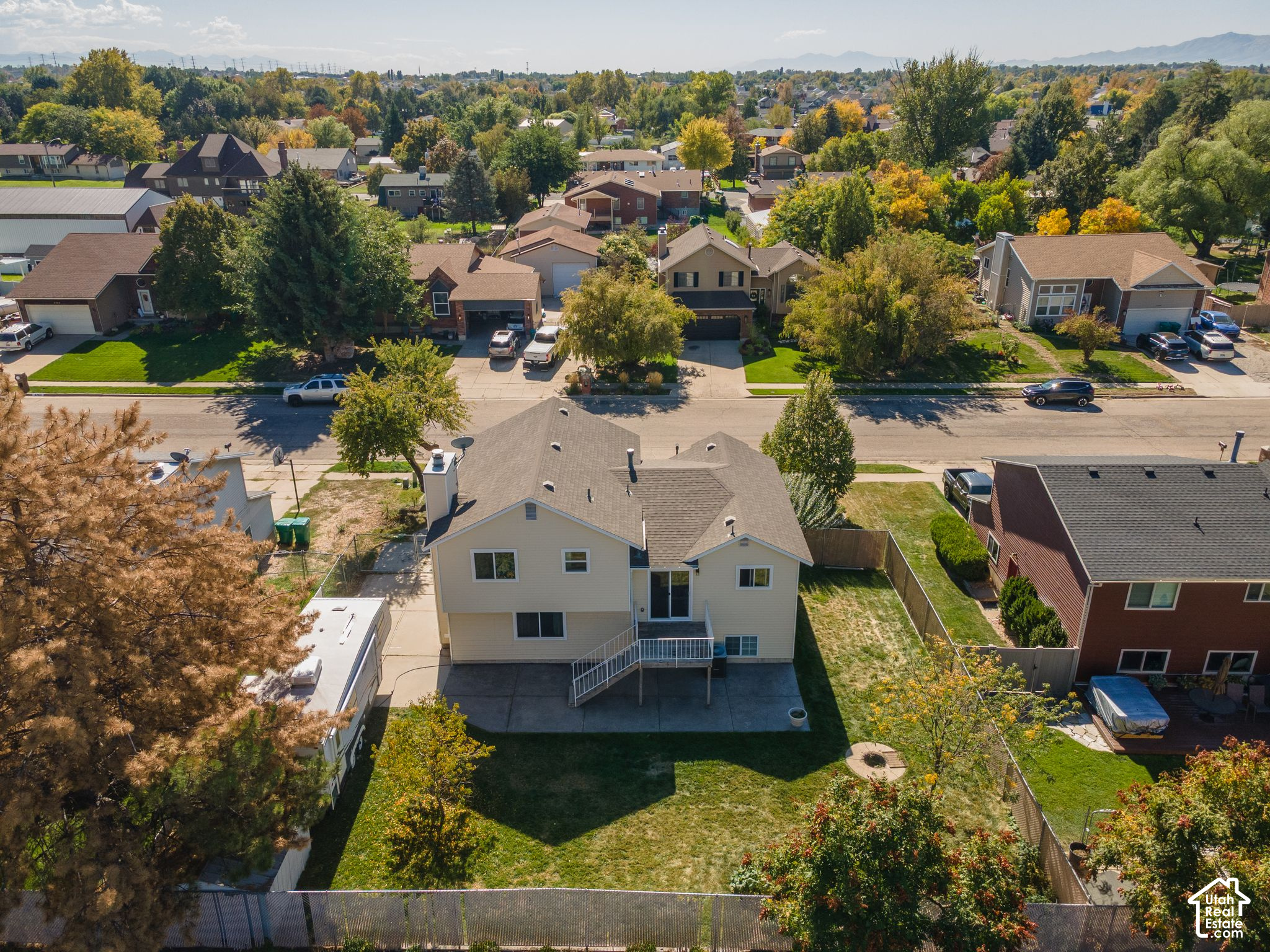 main property photo 31