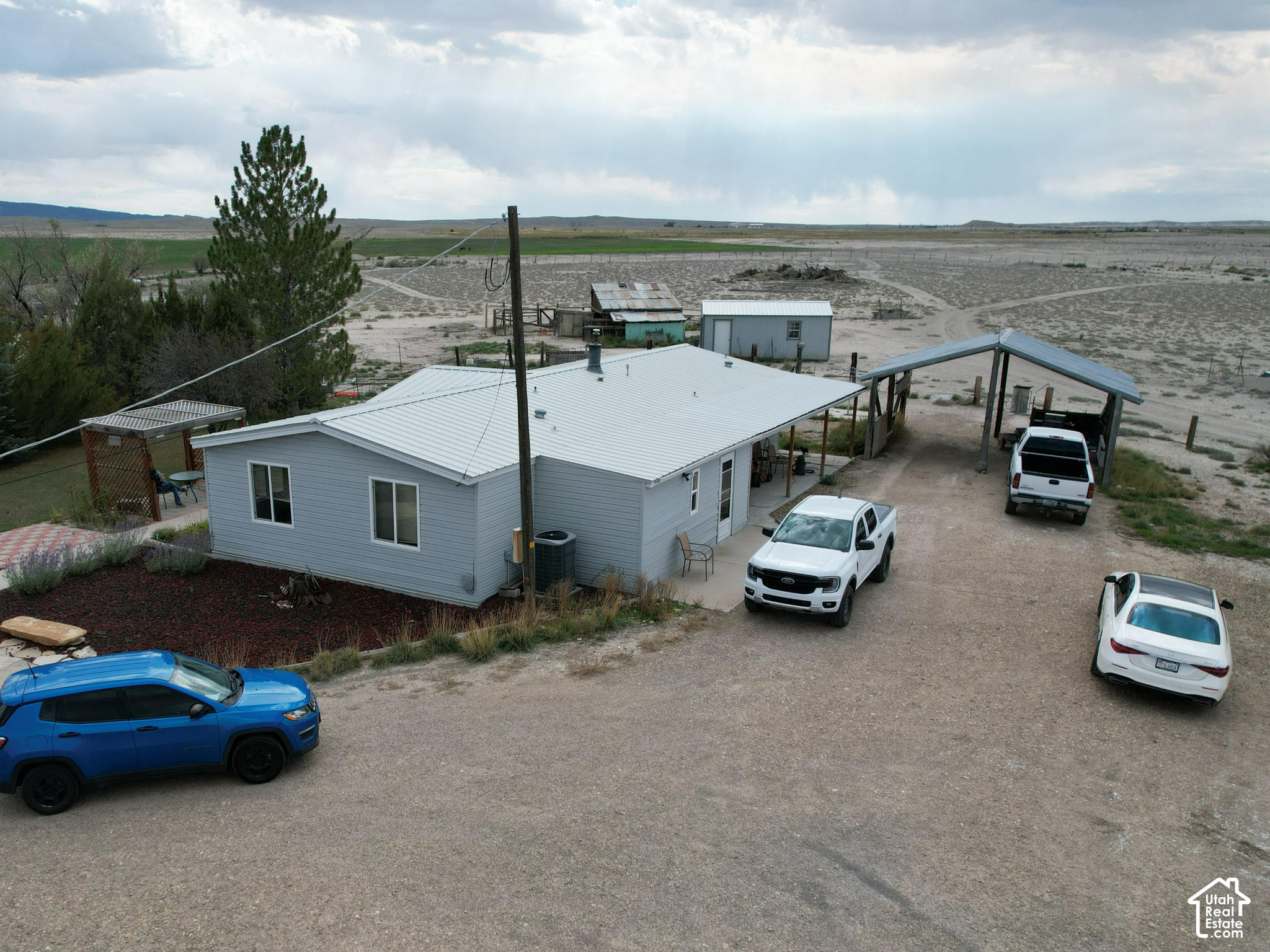 main property photo 38