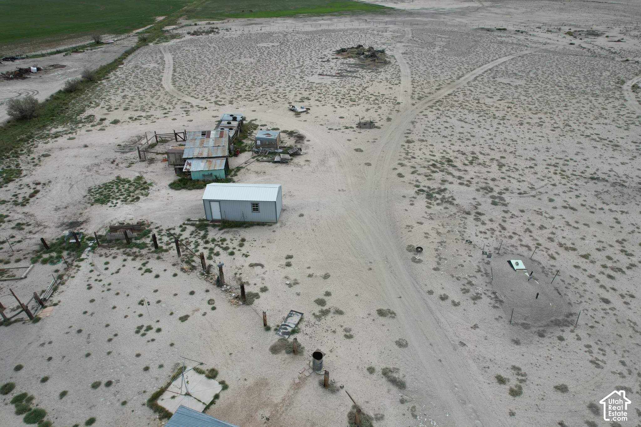 main property photo 39