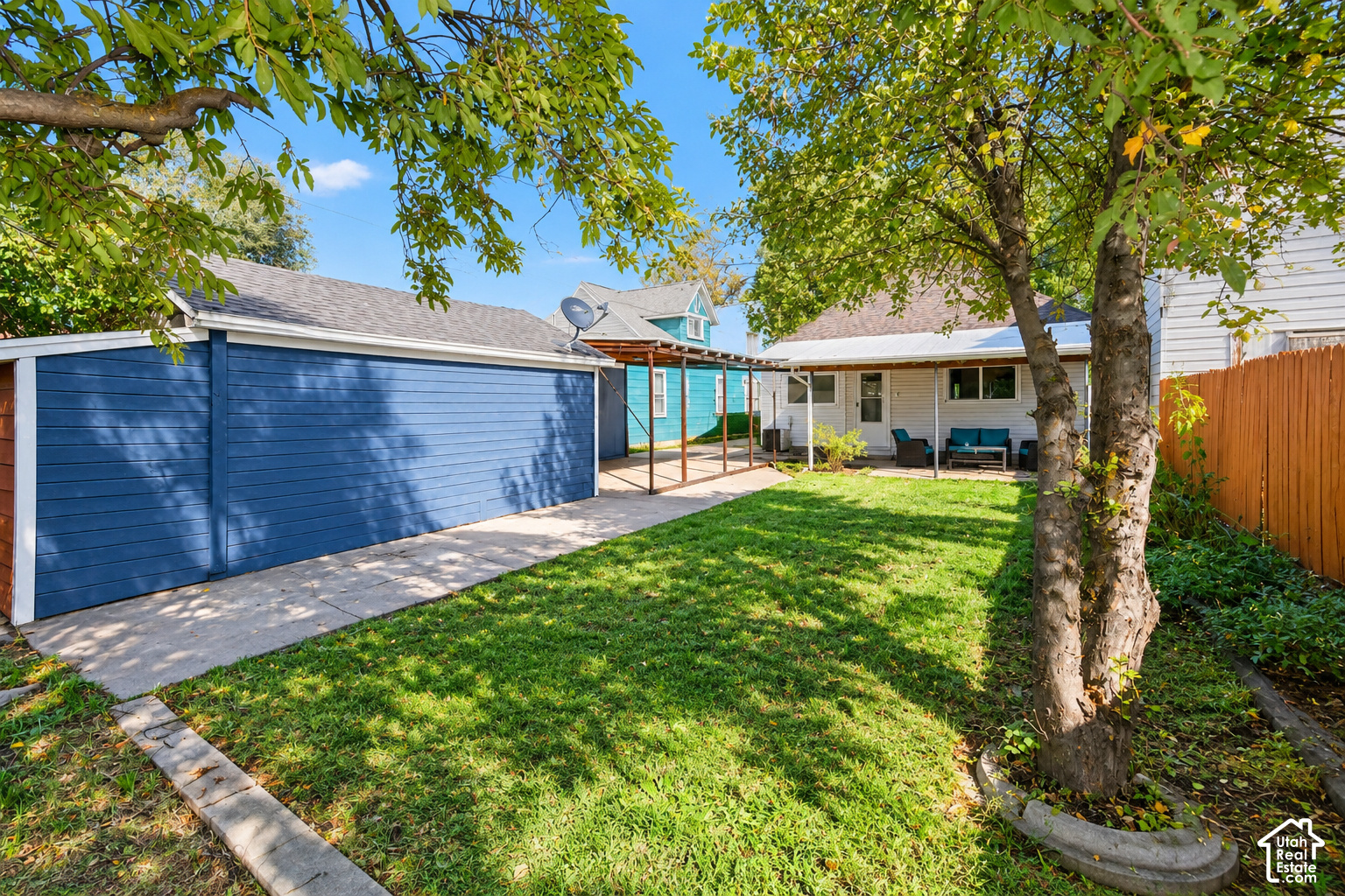 main property photo 39