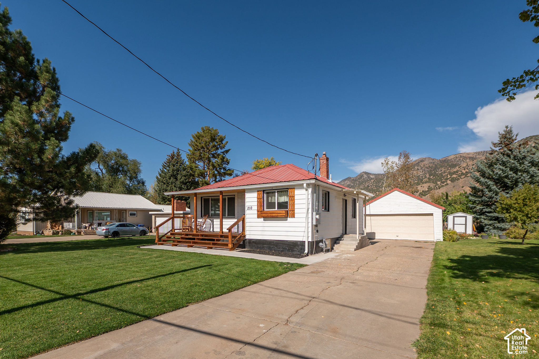 main property photo 2