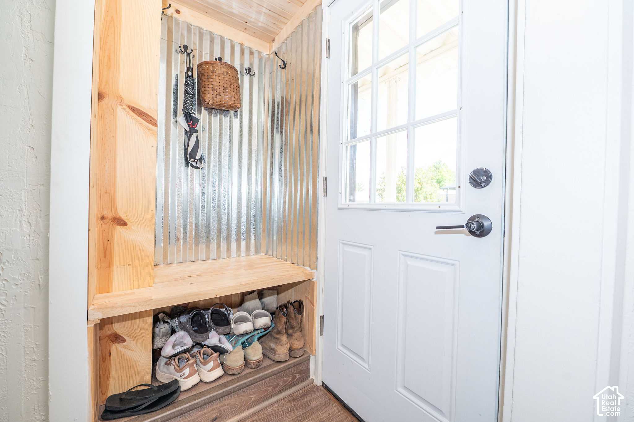 main property photo 24