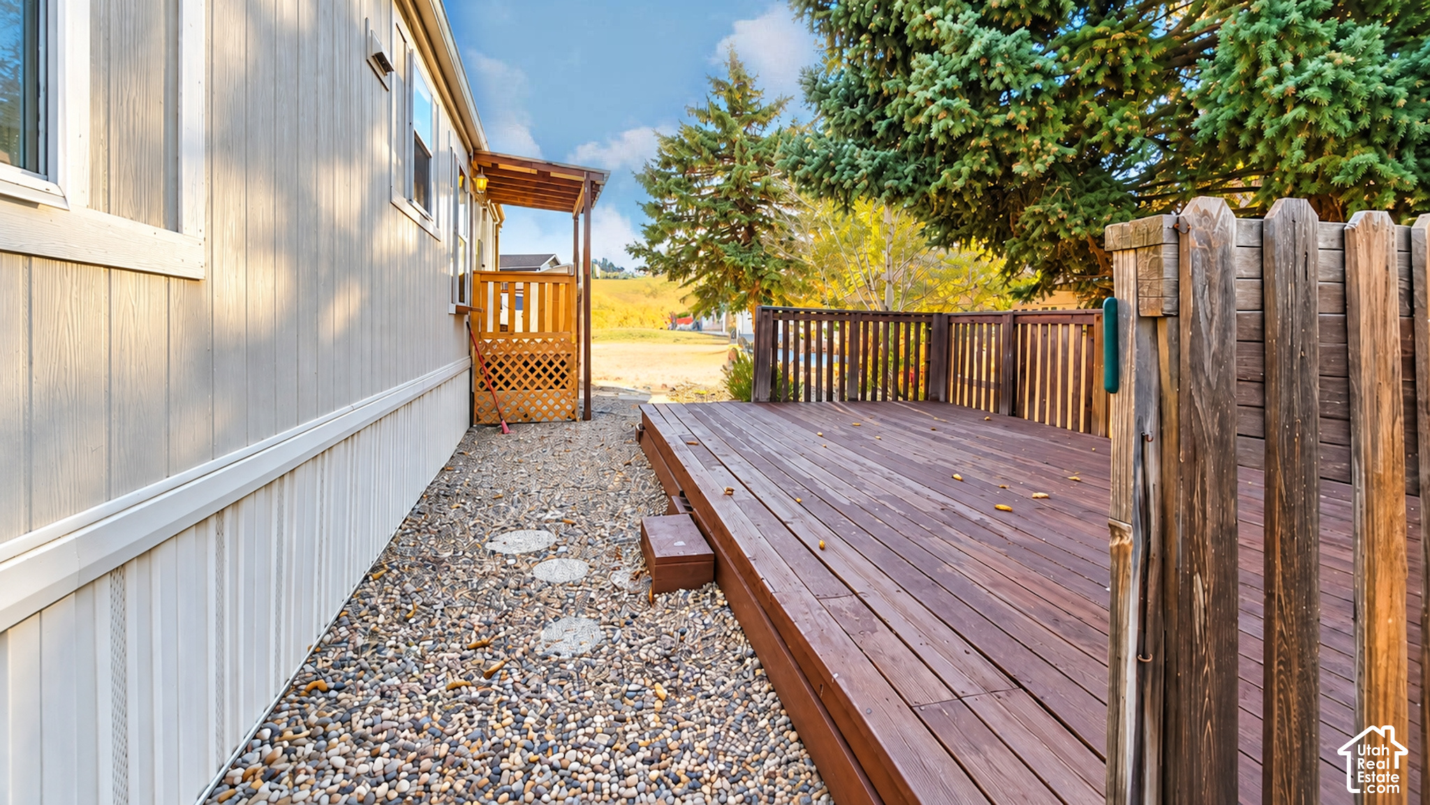 main property photo 19