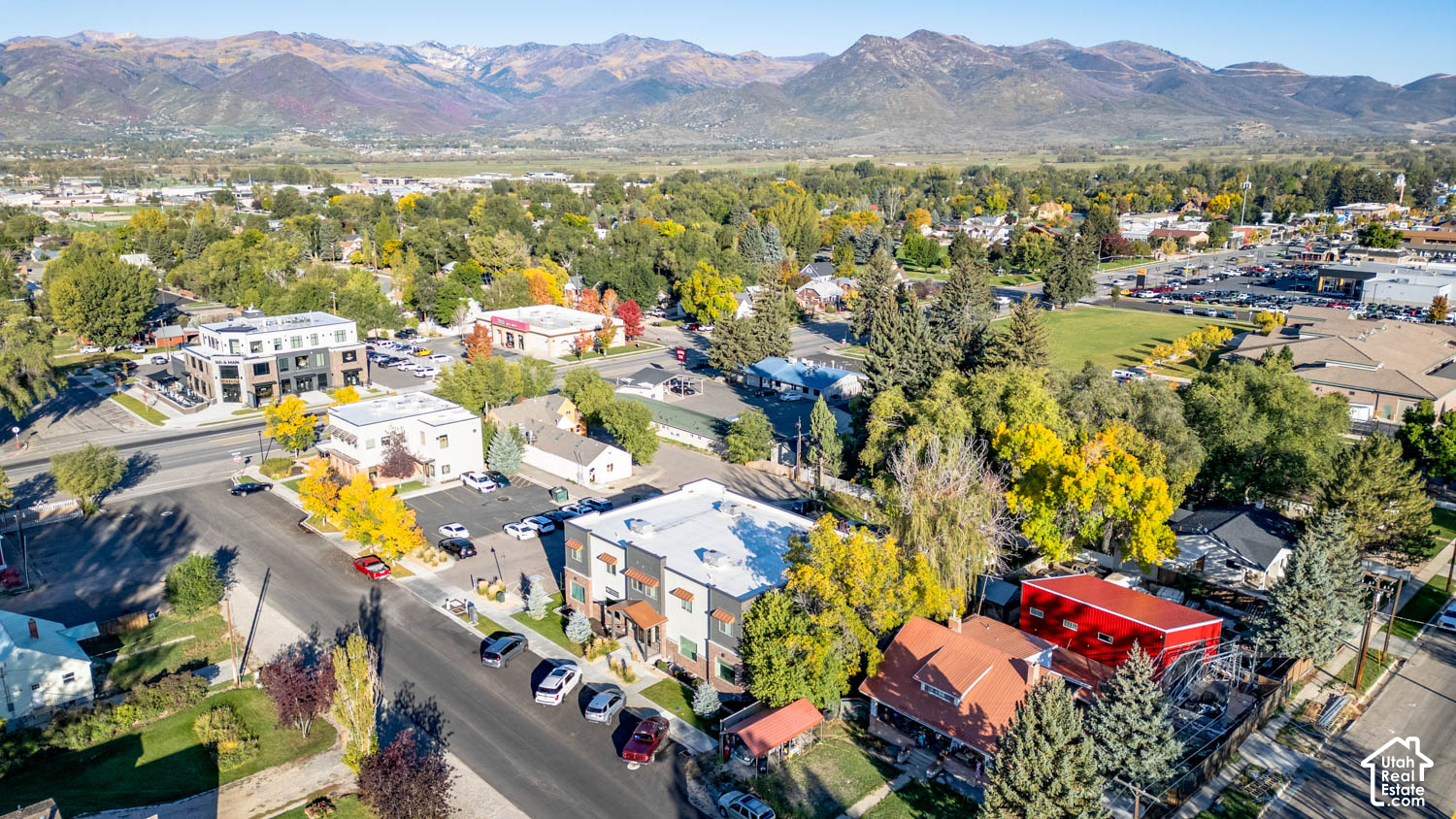 main property photo 24