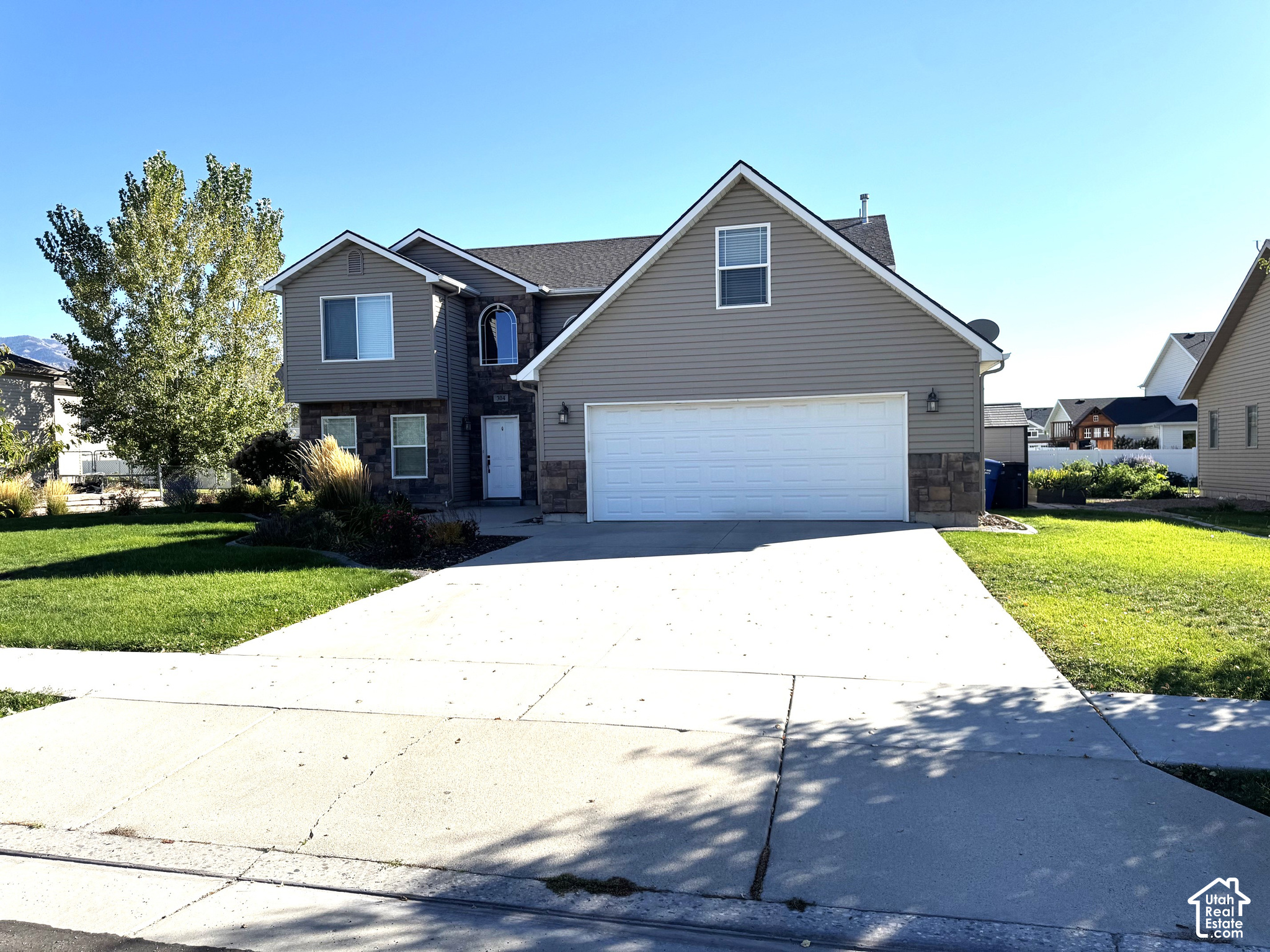 main property photo 46