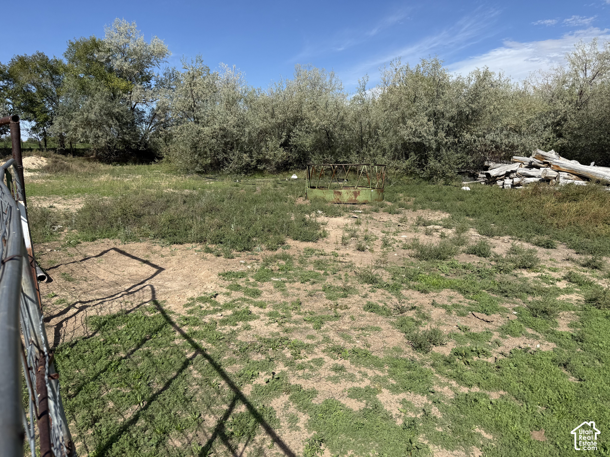 main property photo 23