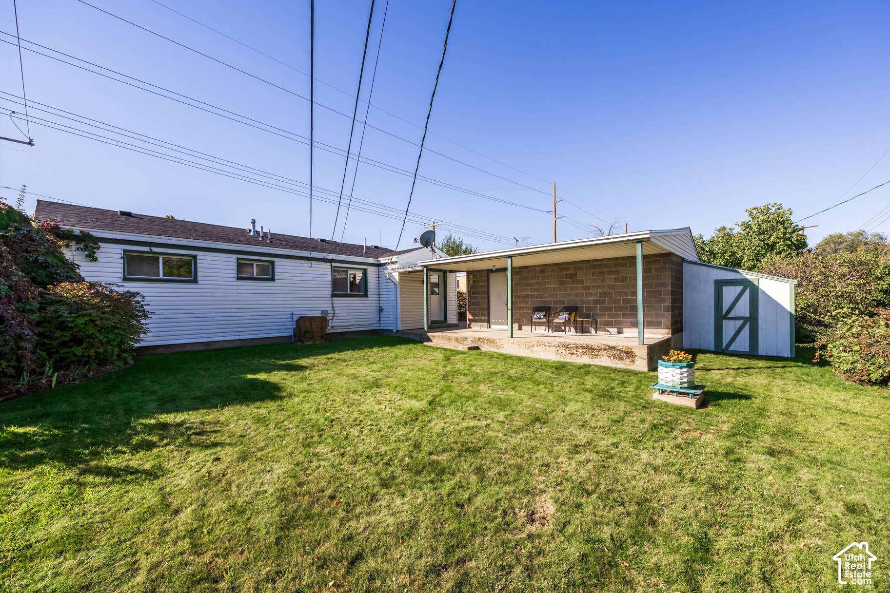 main property photo 18