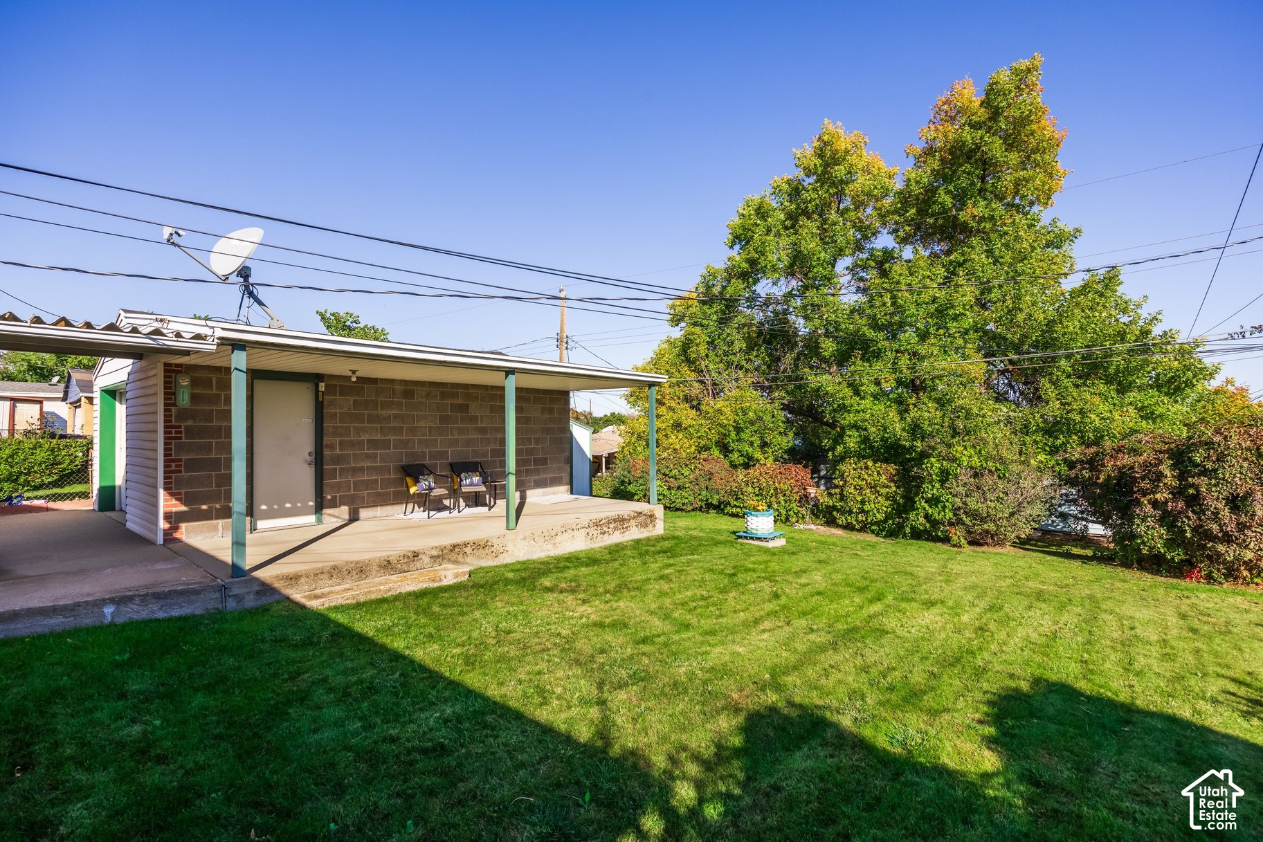 main property photo 19