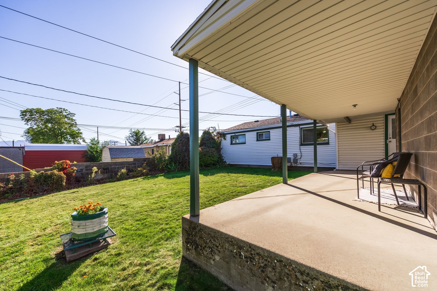 main property photo 21