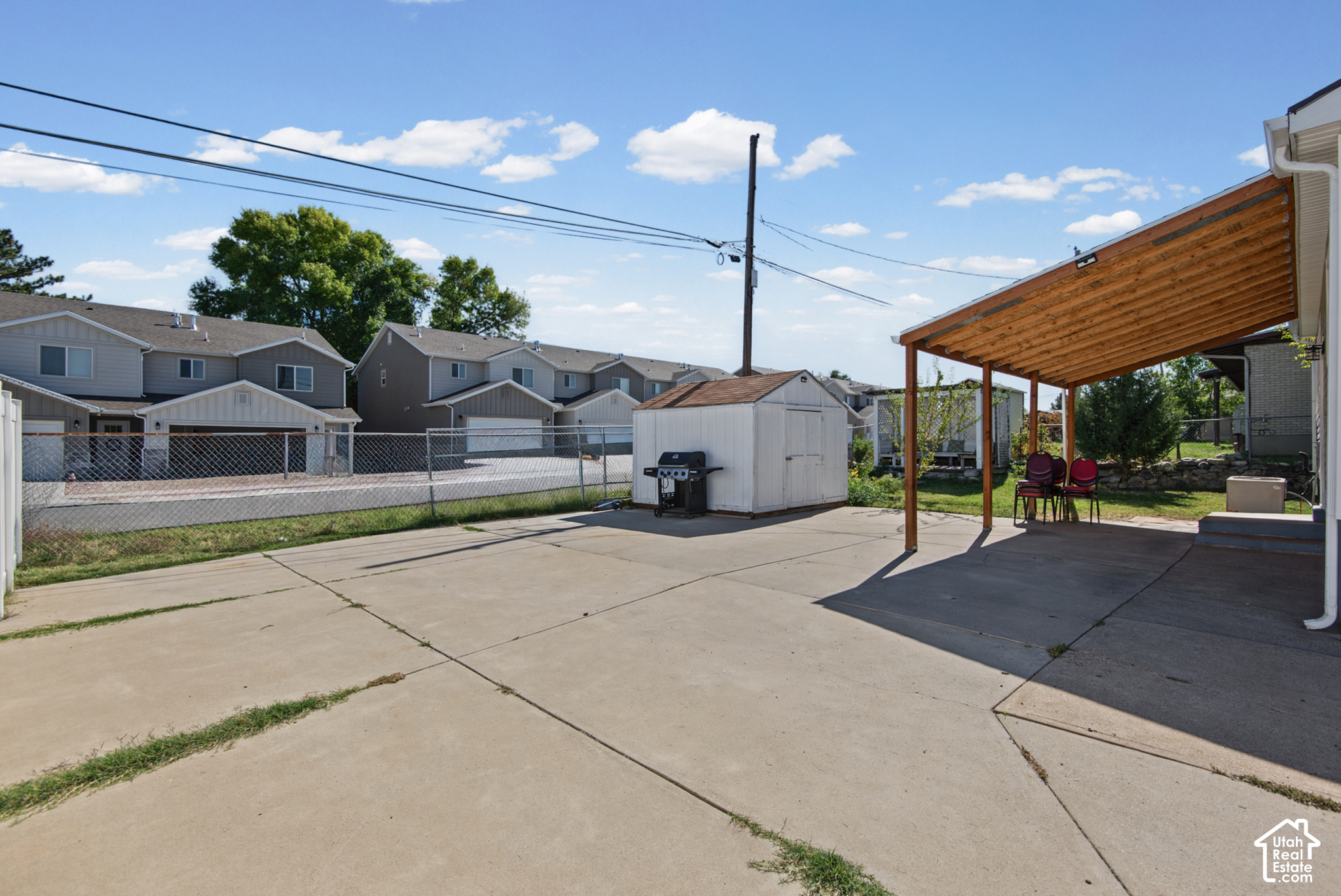 main property photo 19