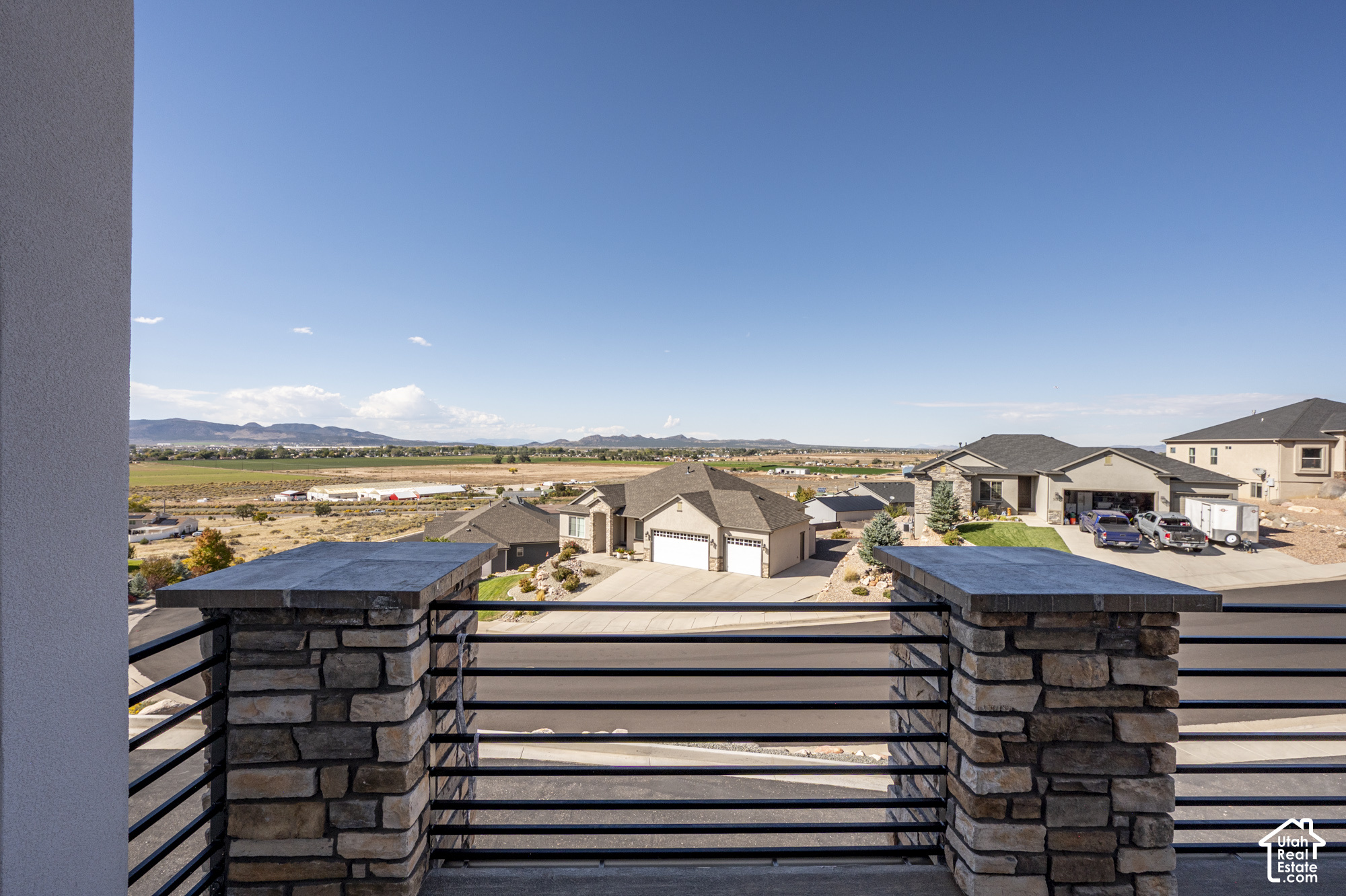 main property photo 66