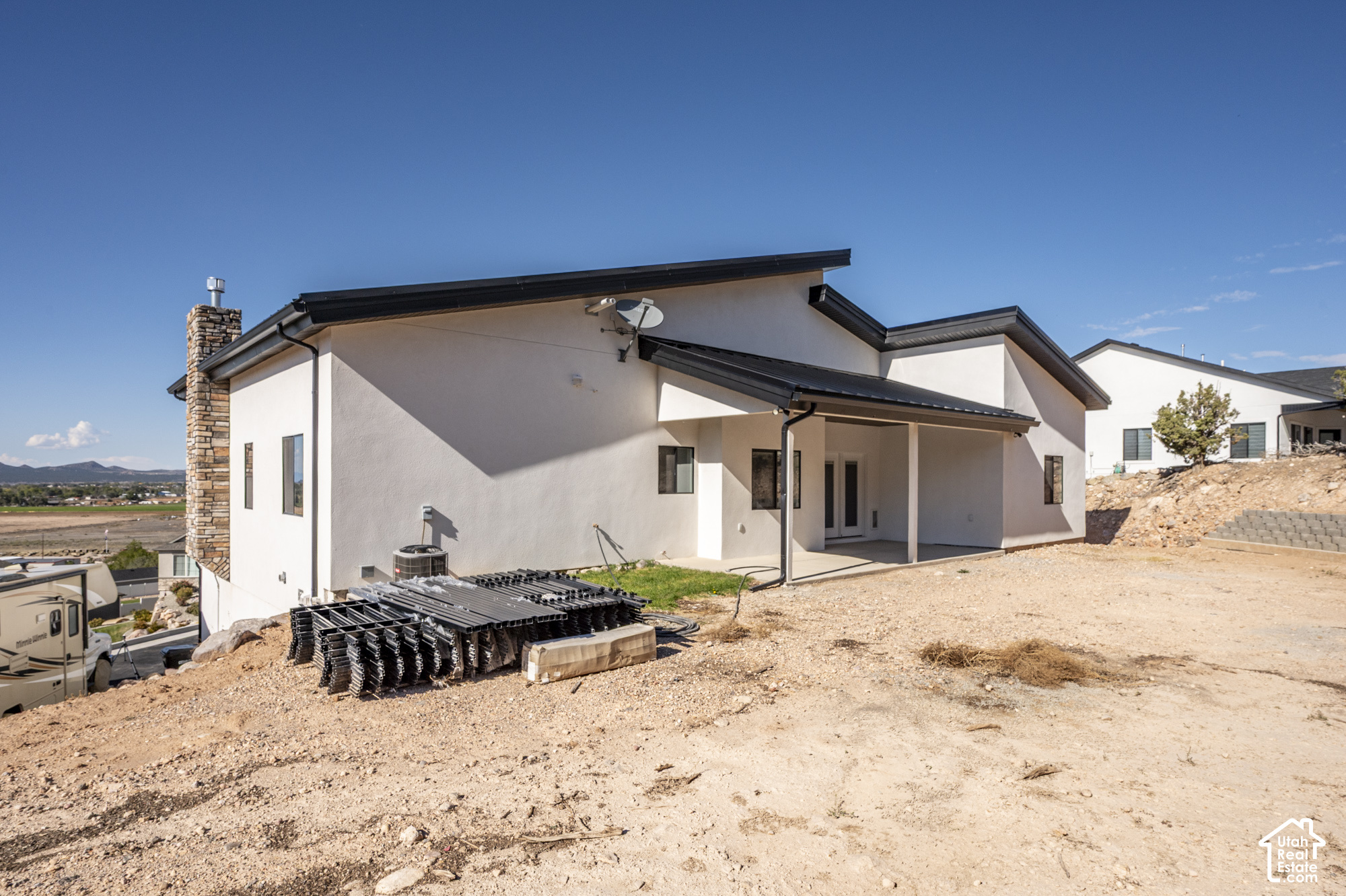 main property photo 68