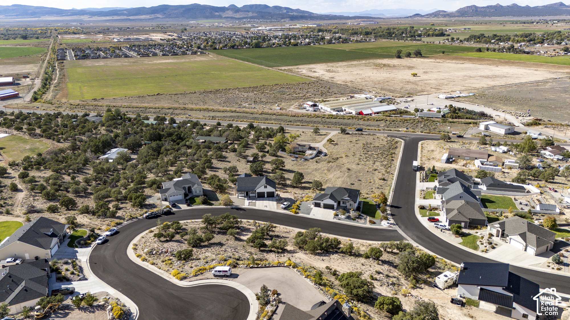 main property photo 85