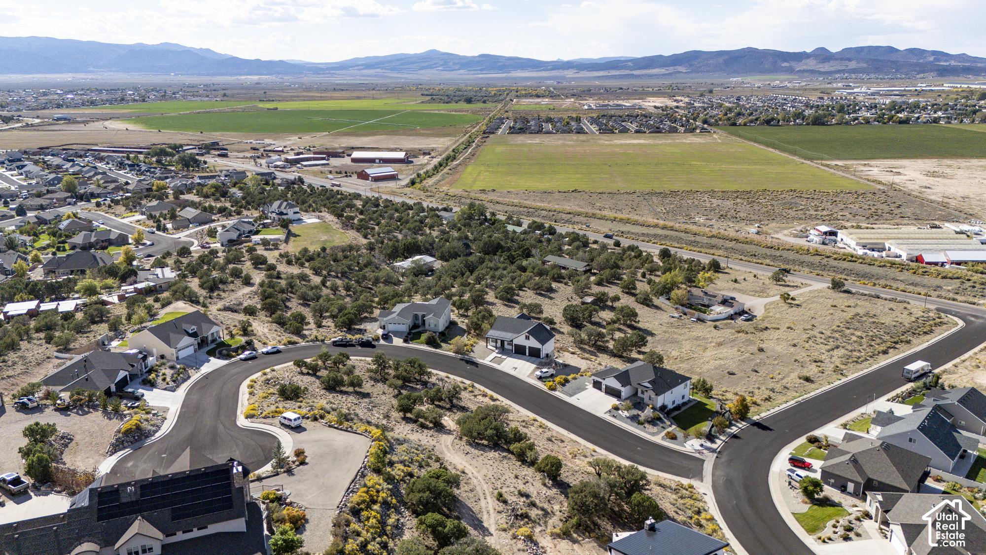 main property photo 86