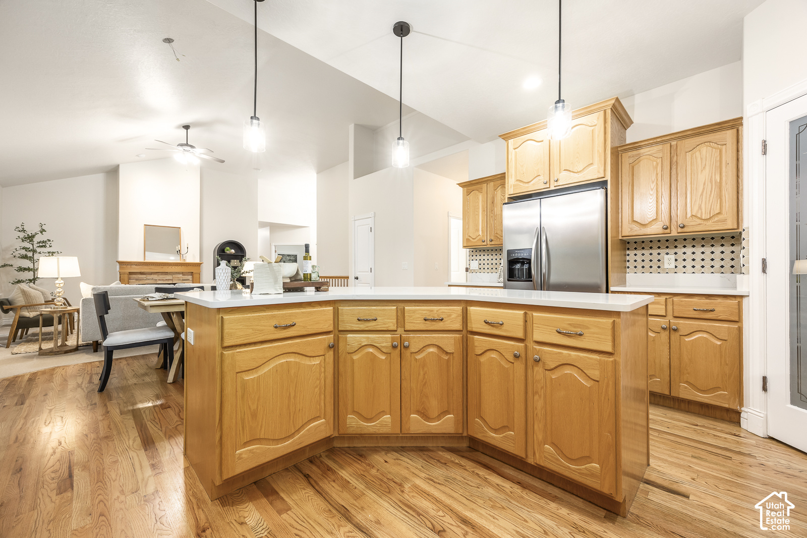 main property photo 19