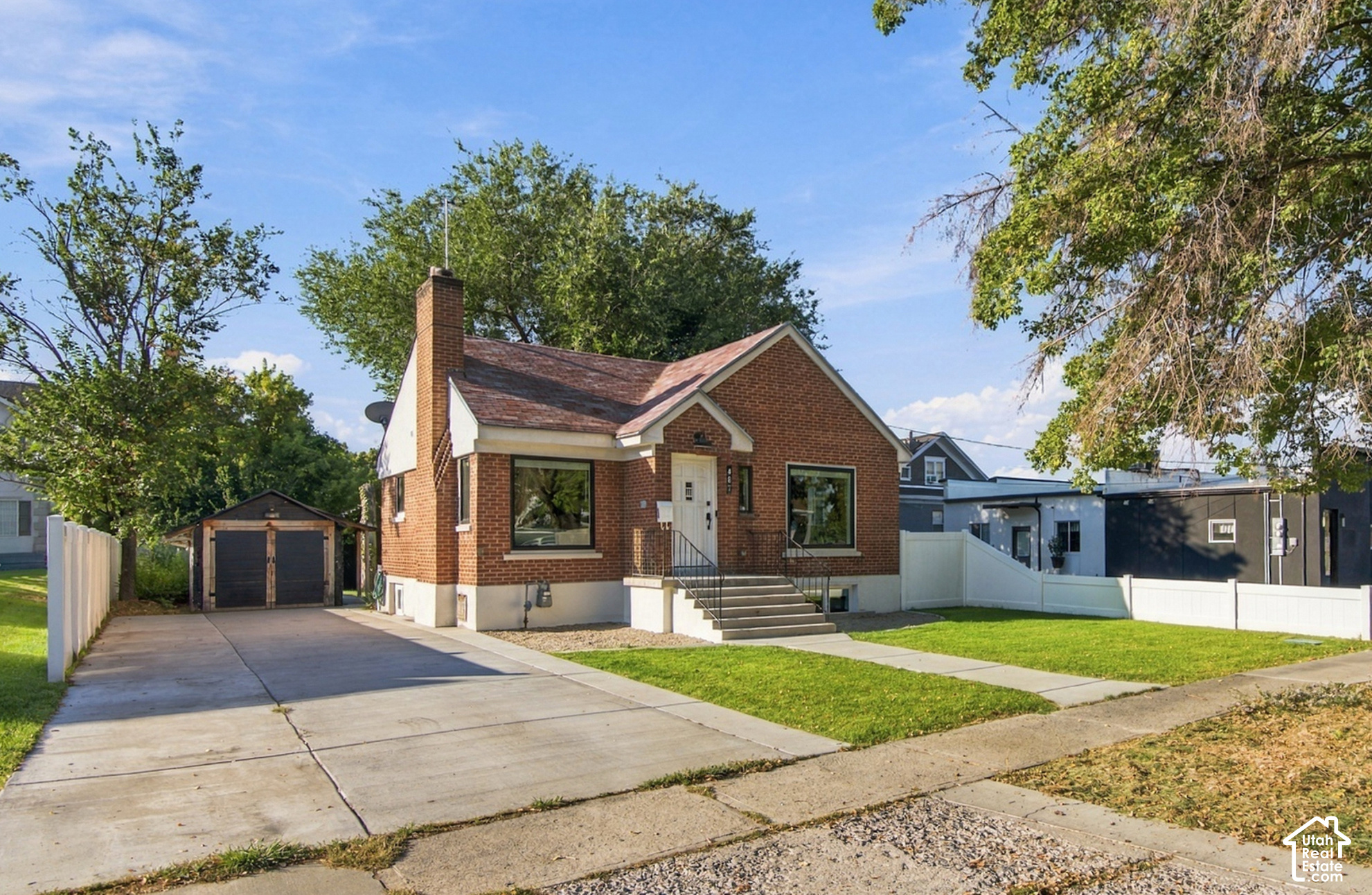 main property photo 5