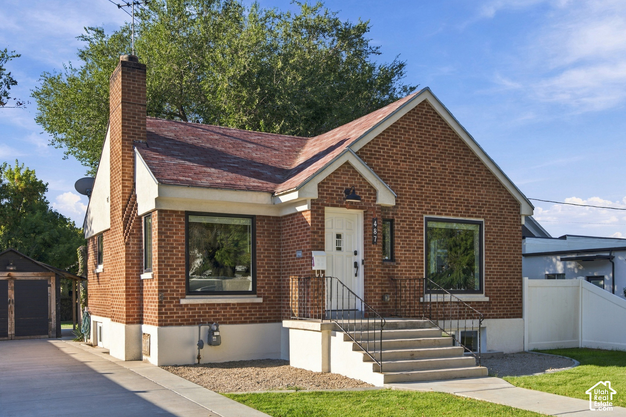 main property photo 6