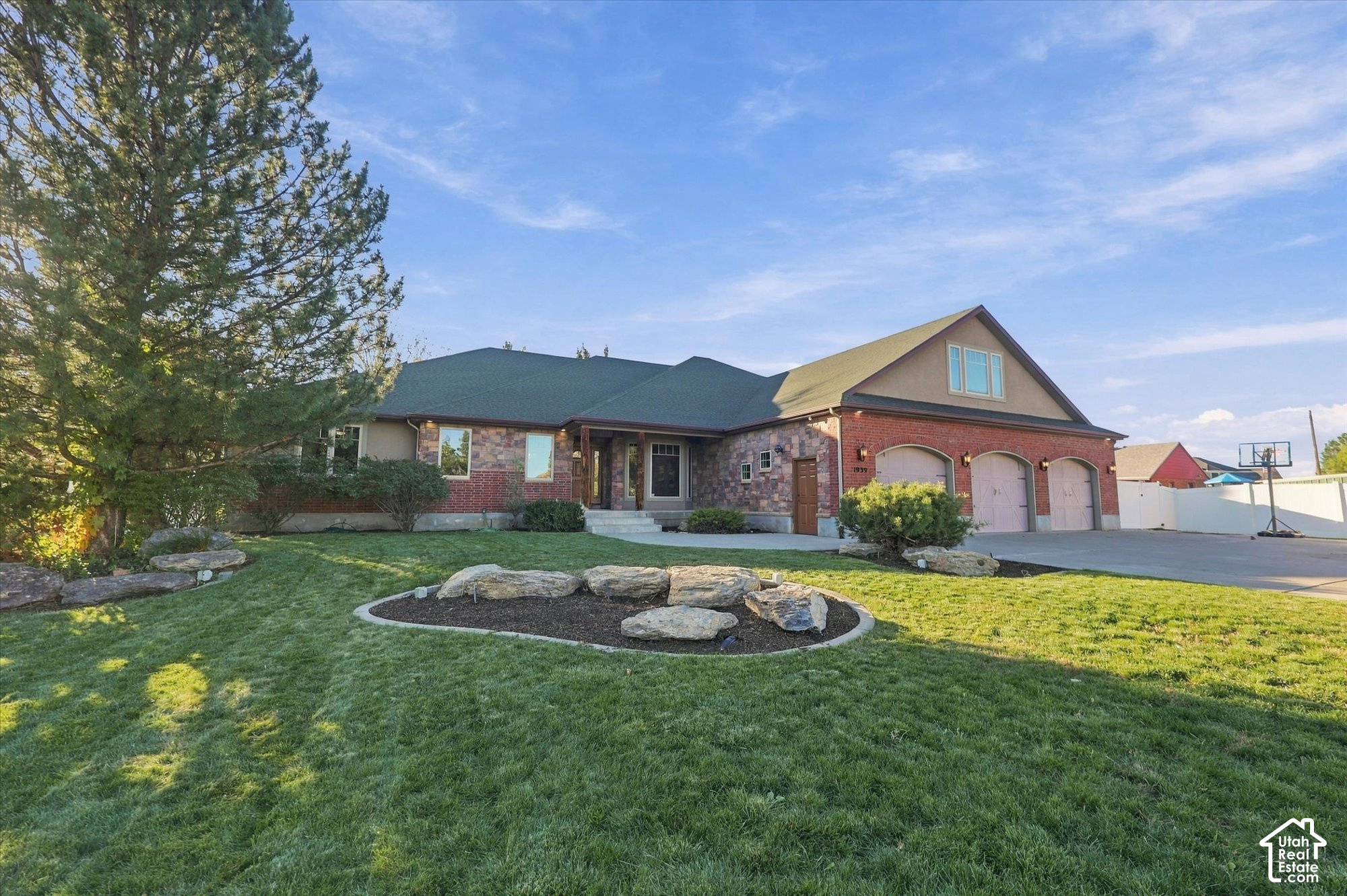 main property photo 59