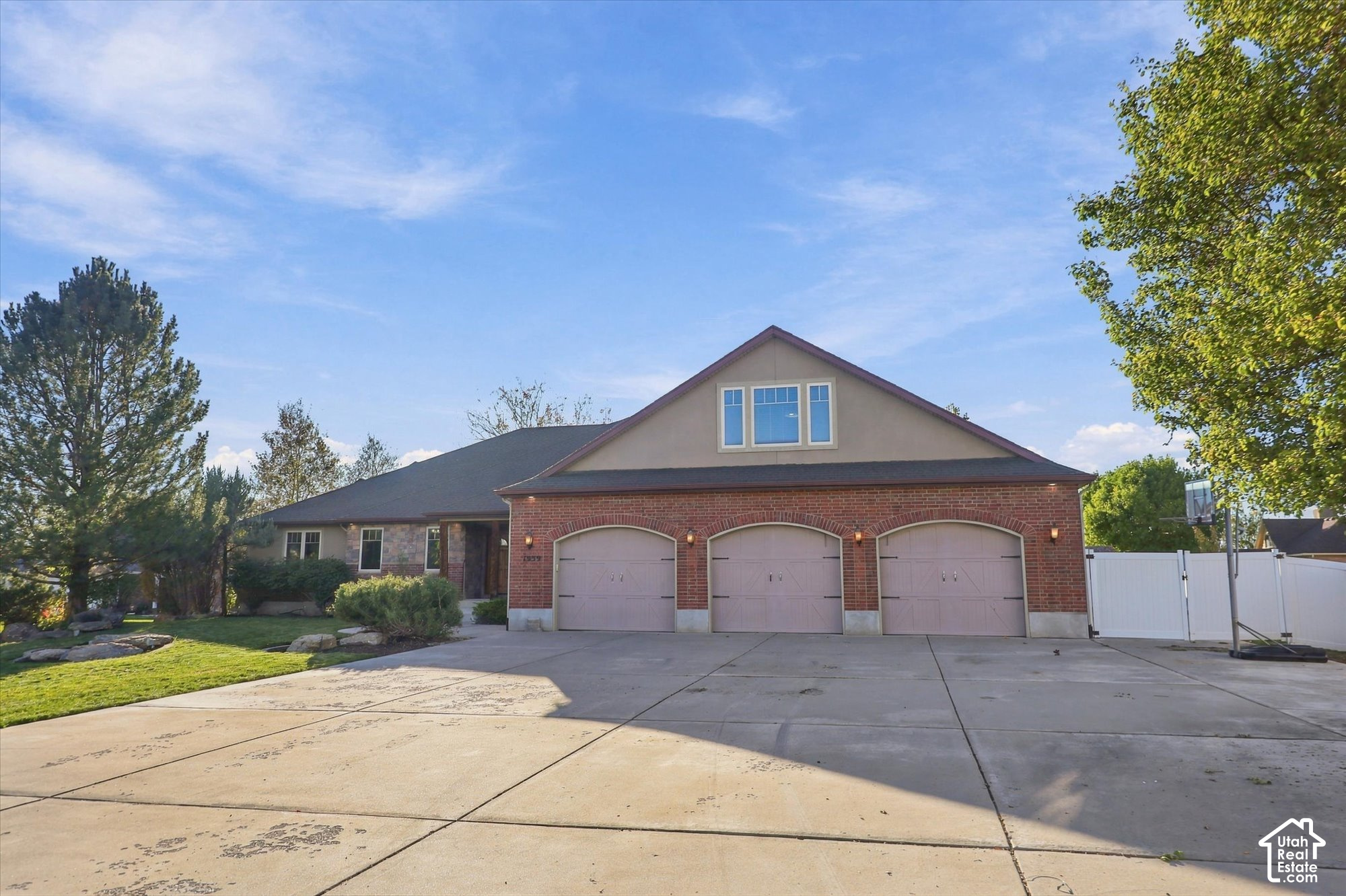 main property photo 60