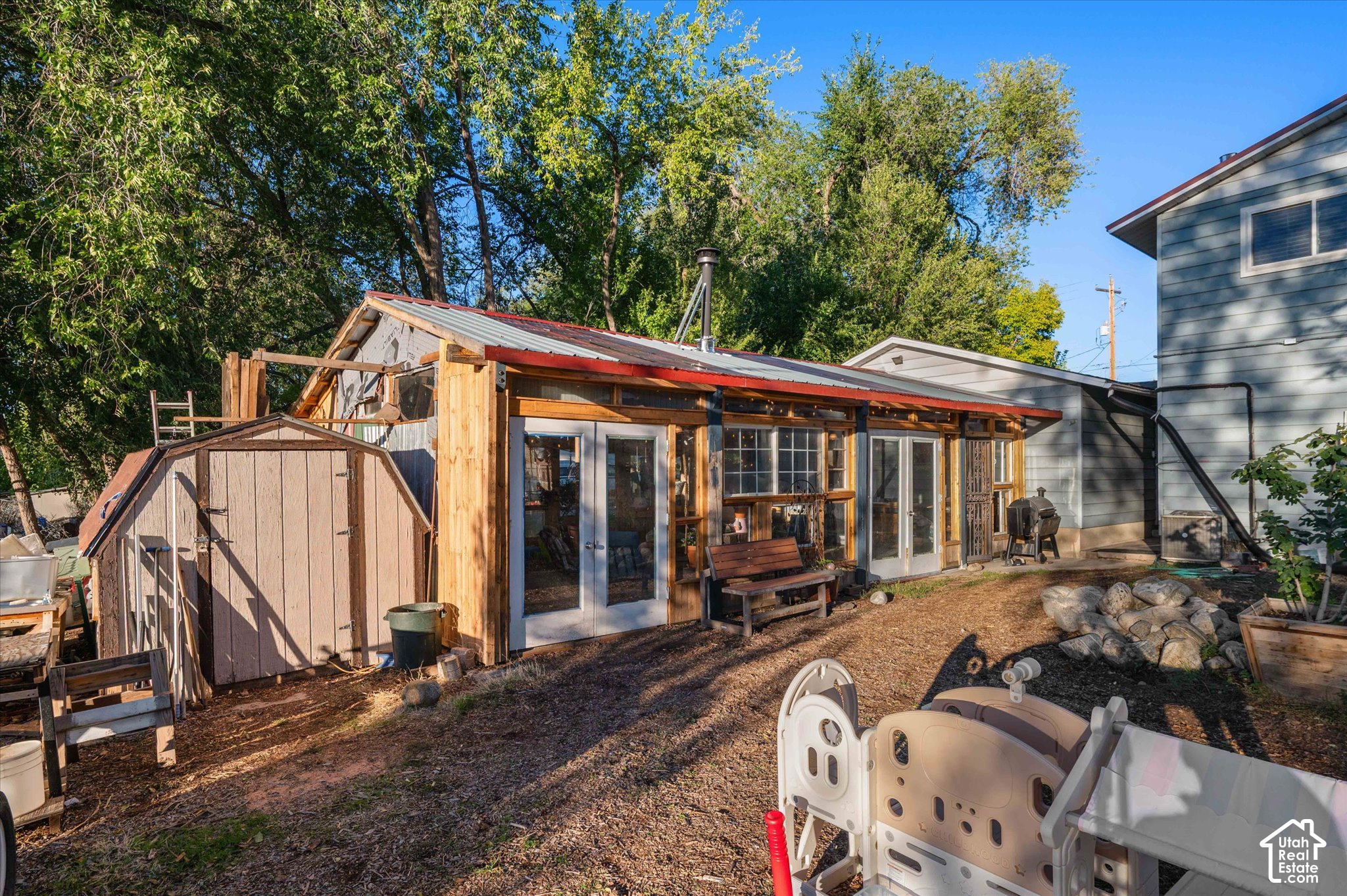 main property photo 29
