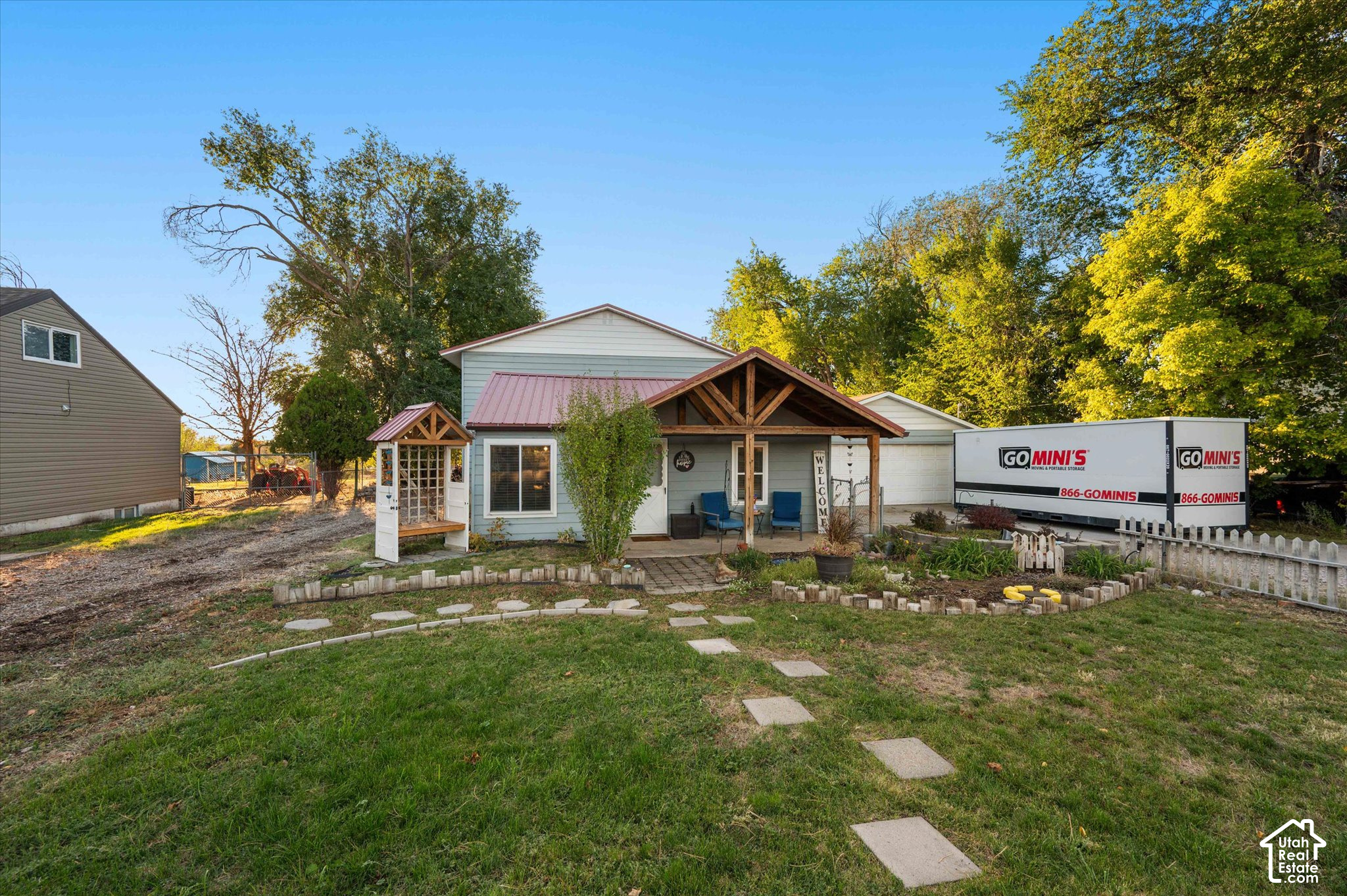 main property photo 50
