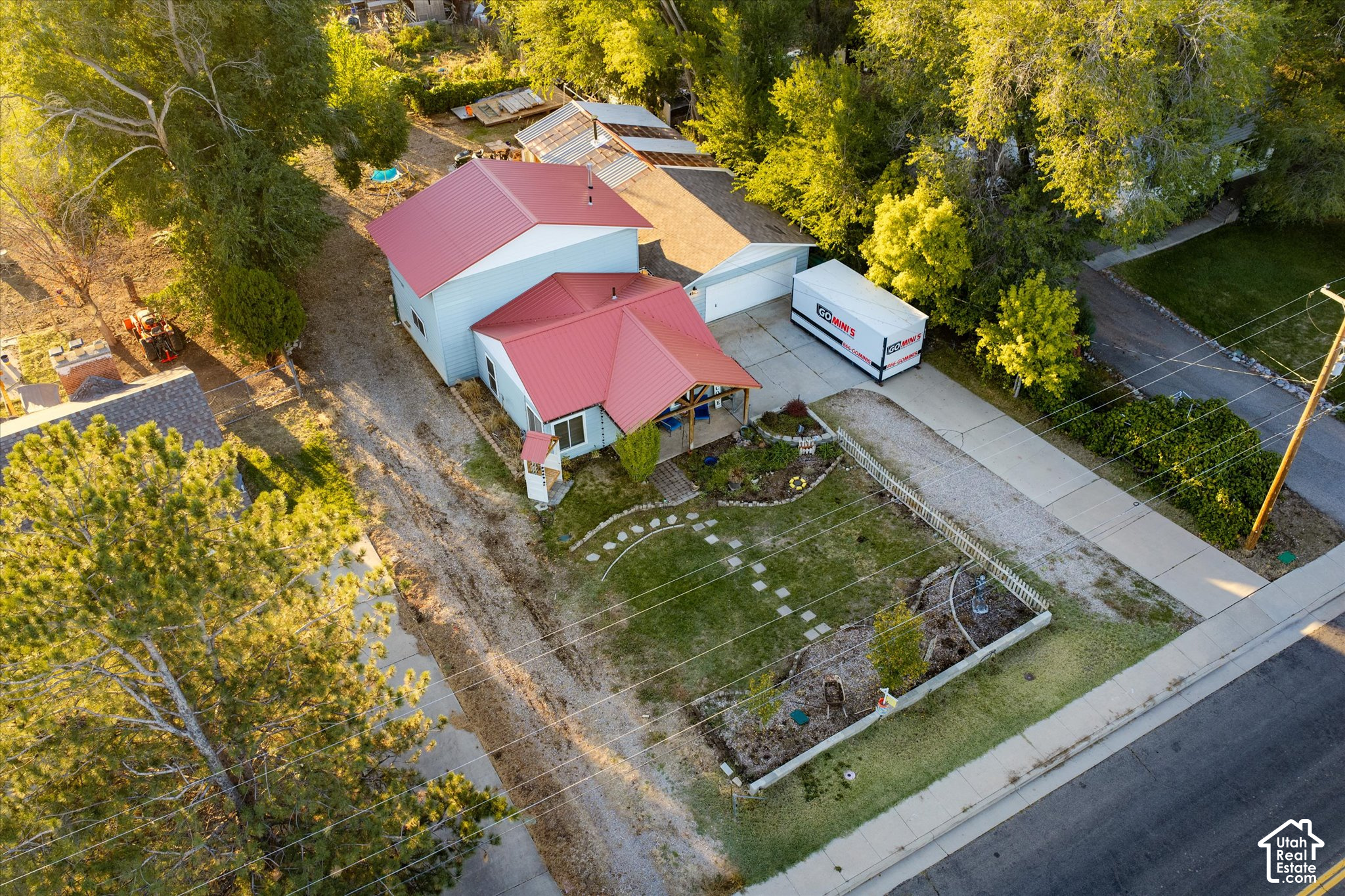 main property photo 76