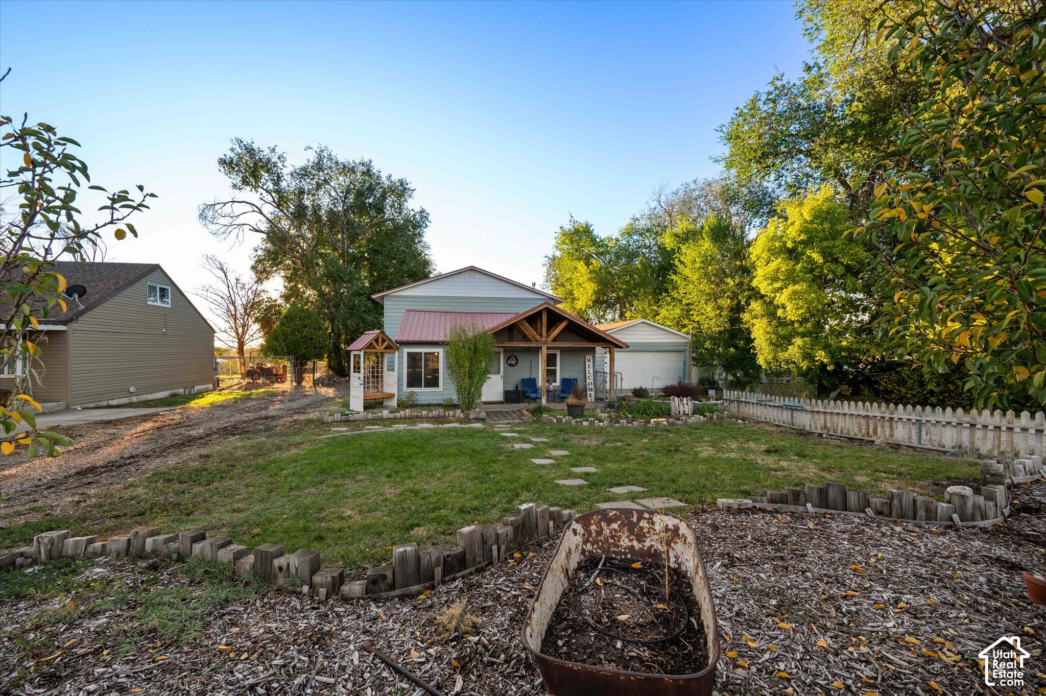 main property photo 89