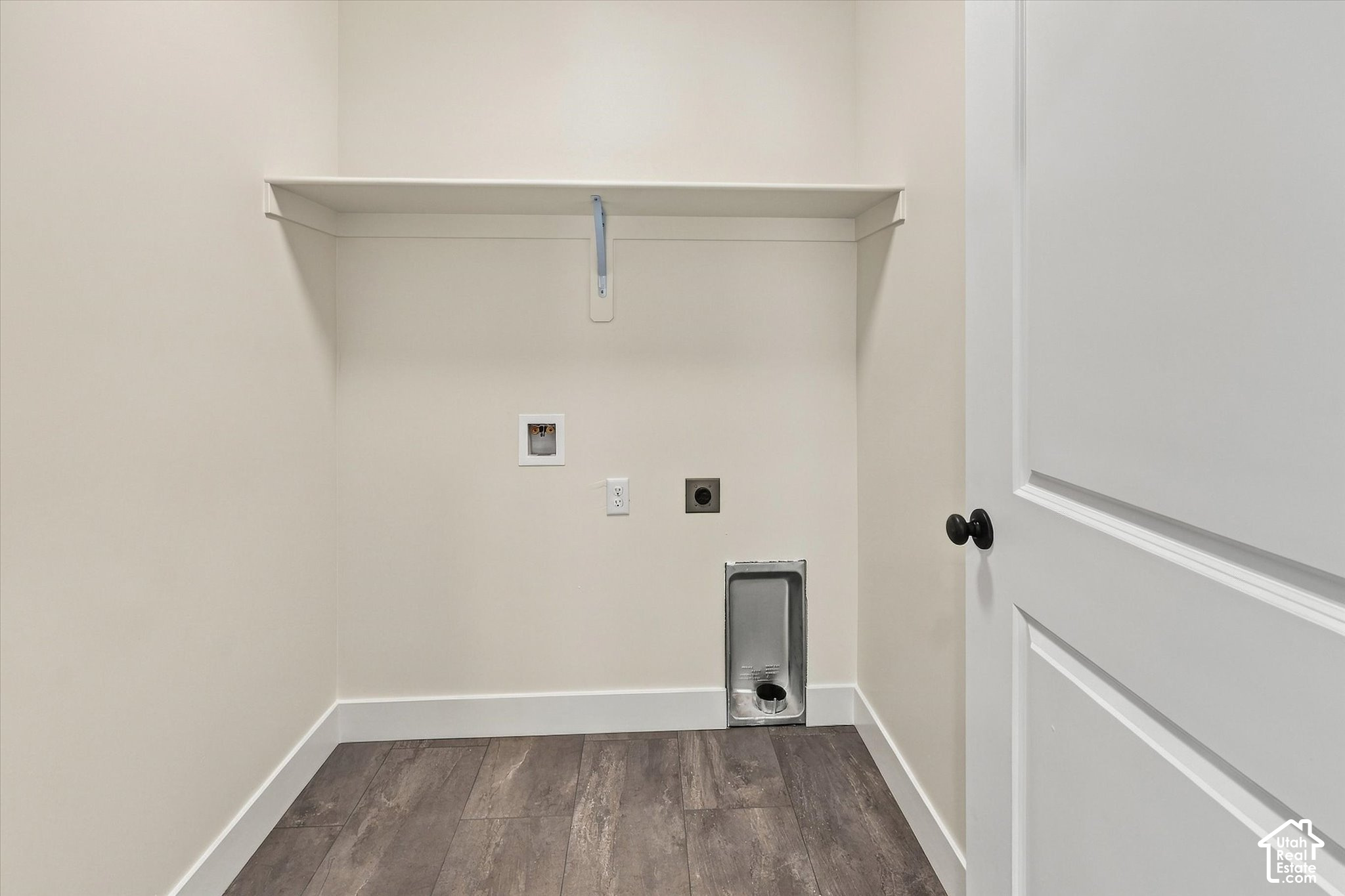 main property photo 25