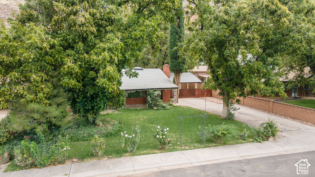 main property photo 39