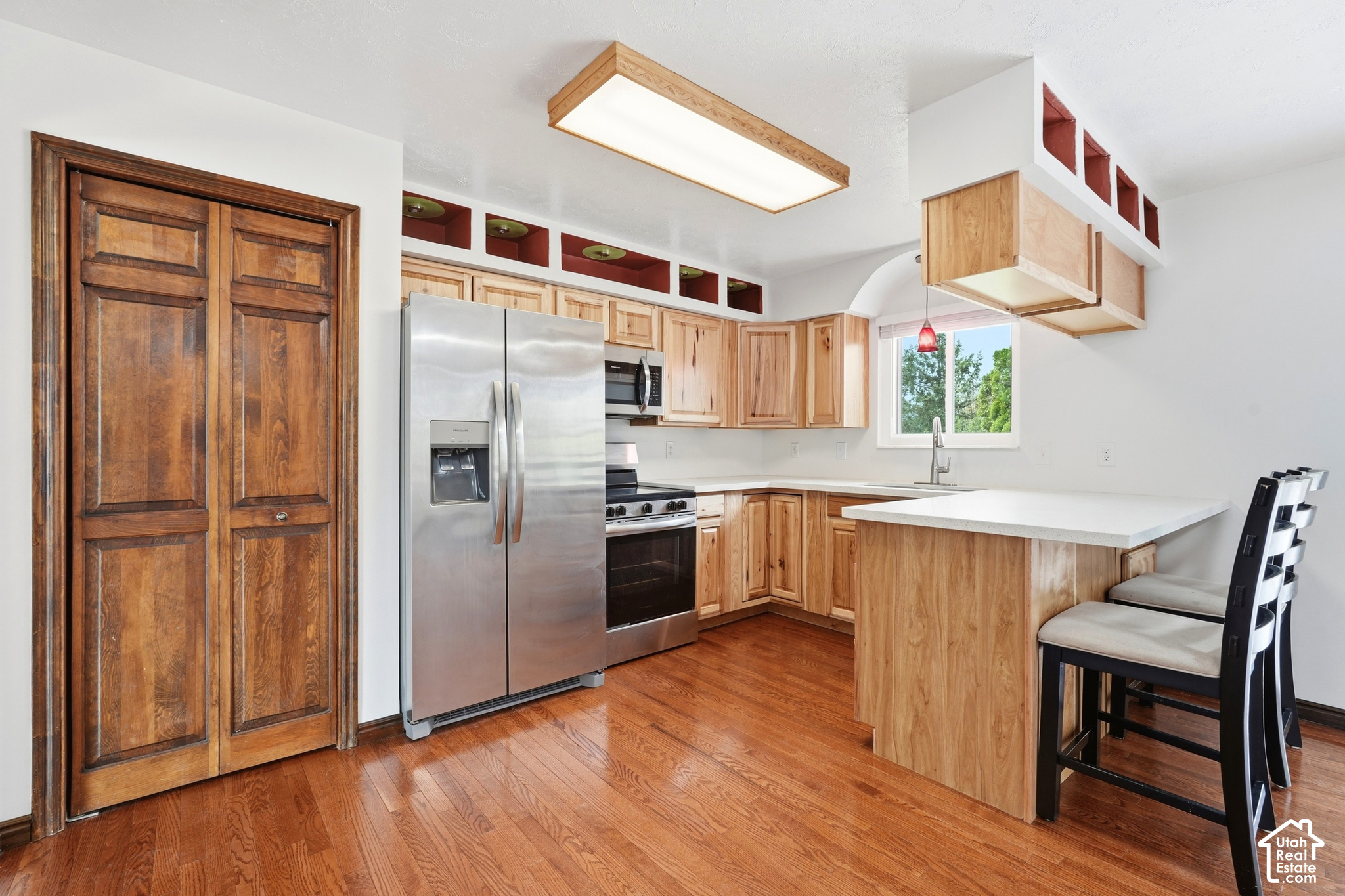 main property photo 18