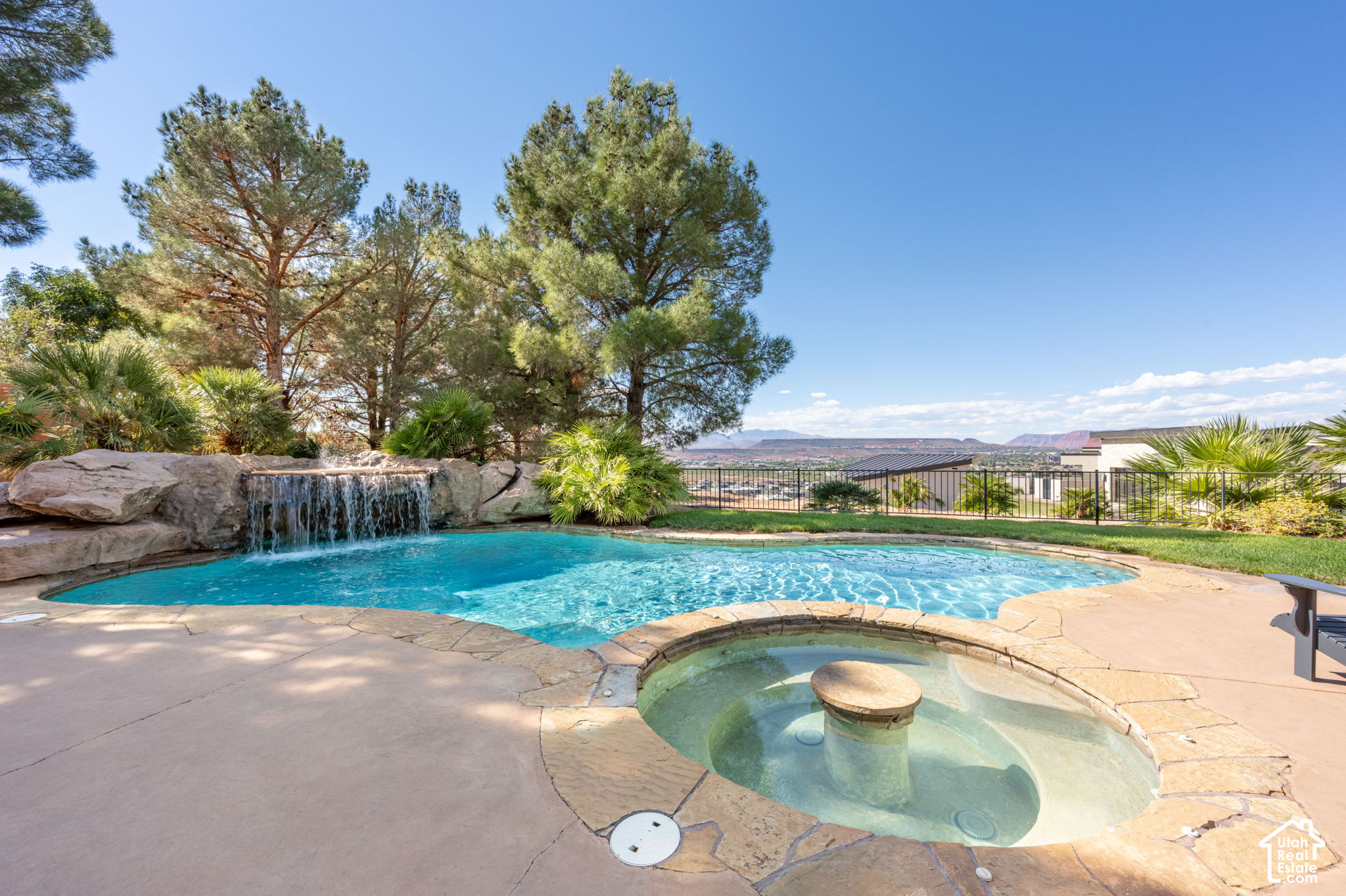 main property photo 48