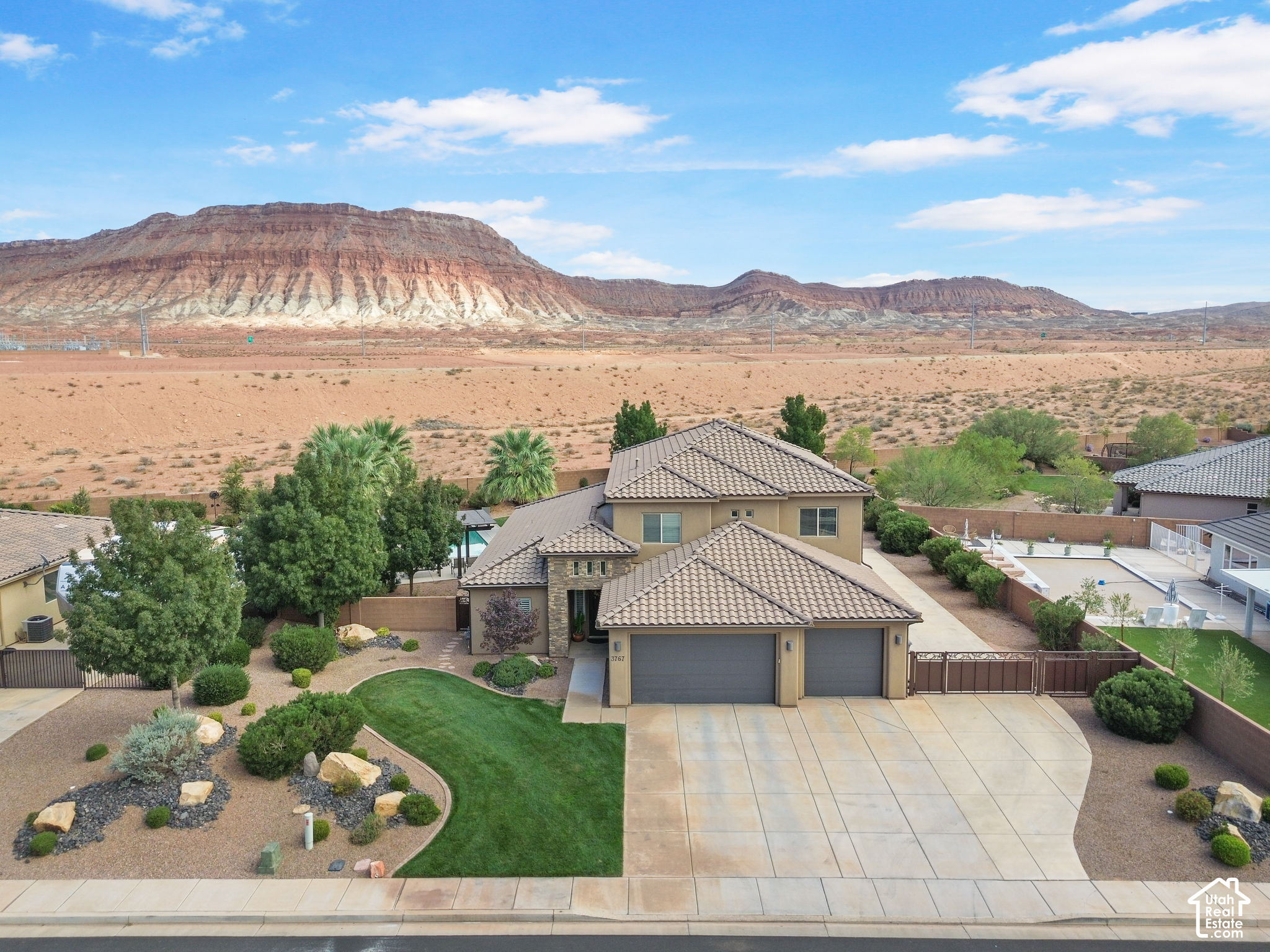 main property photo 10