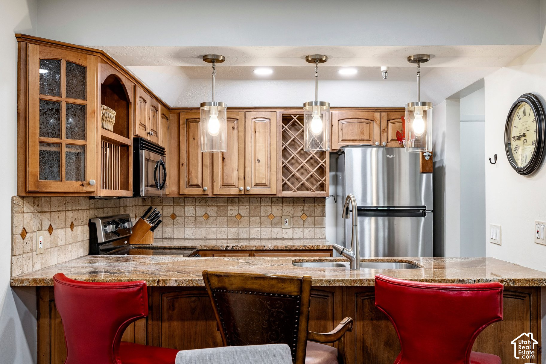 main property photo 18