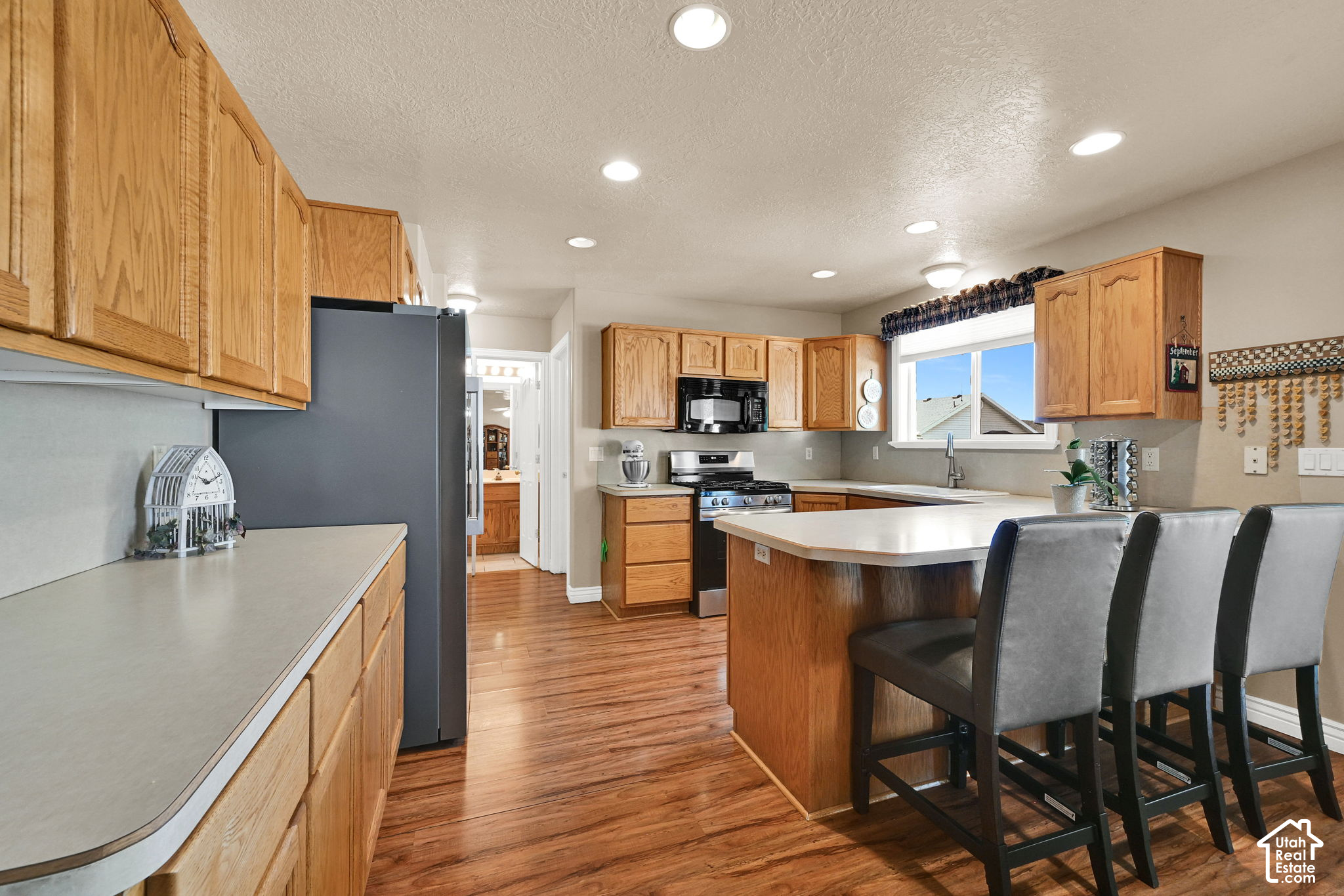main property photo 19