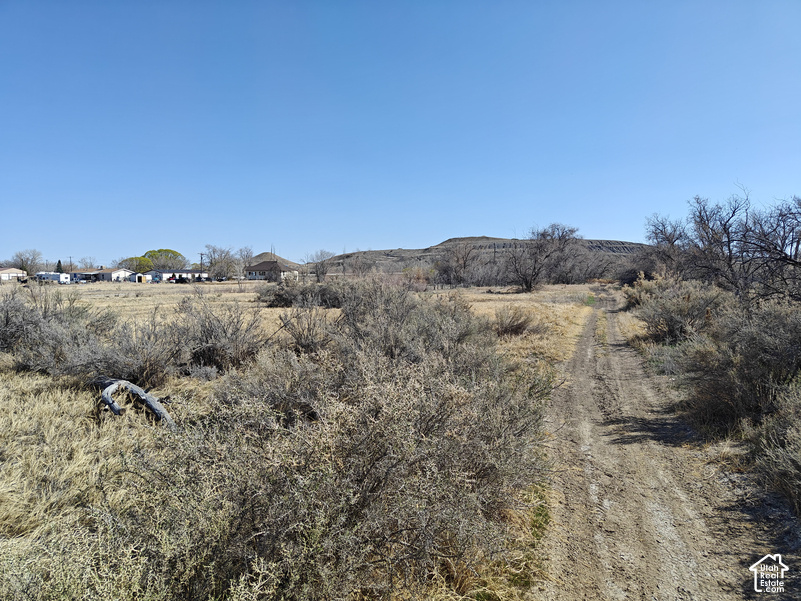 main property photo 11