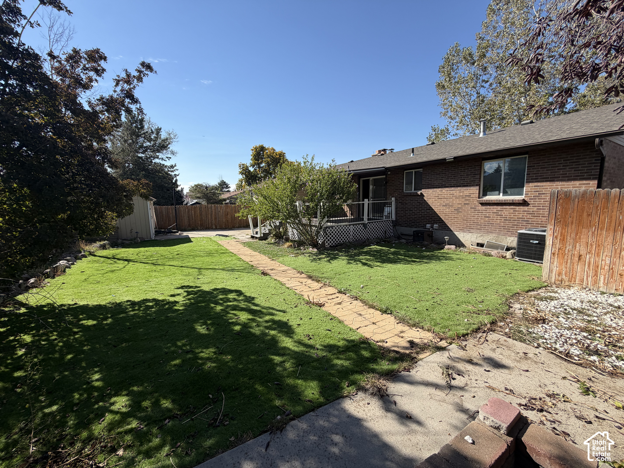 main property photo 12