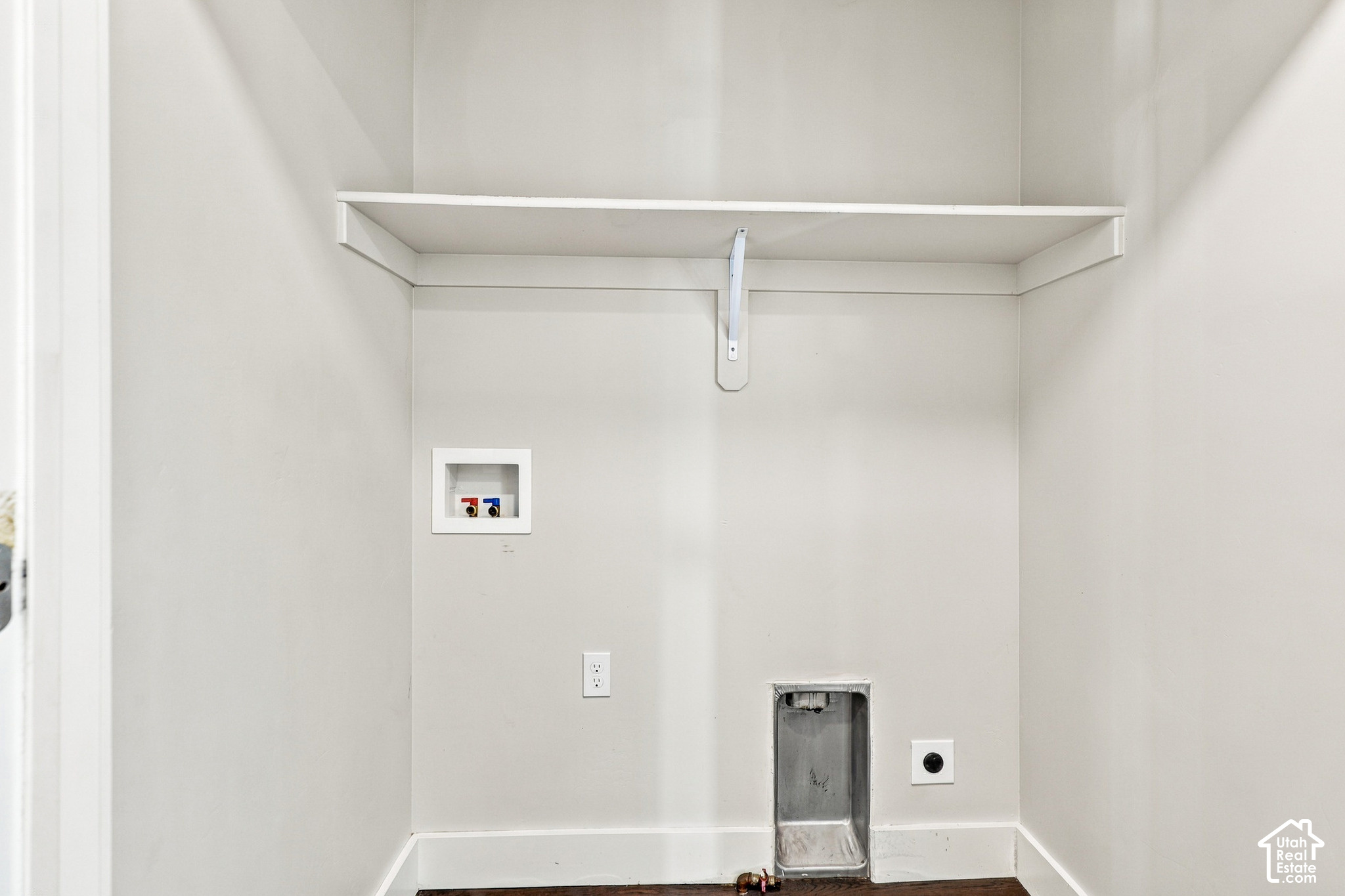 main property photo 20