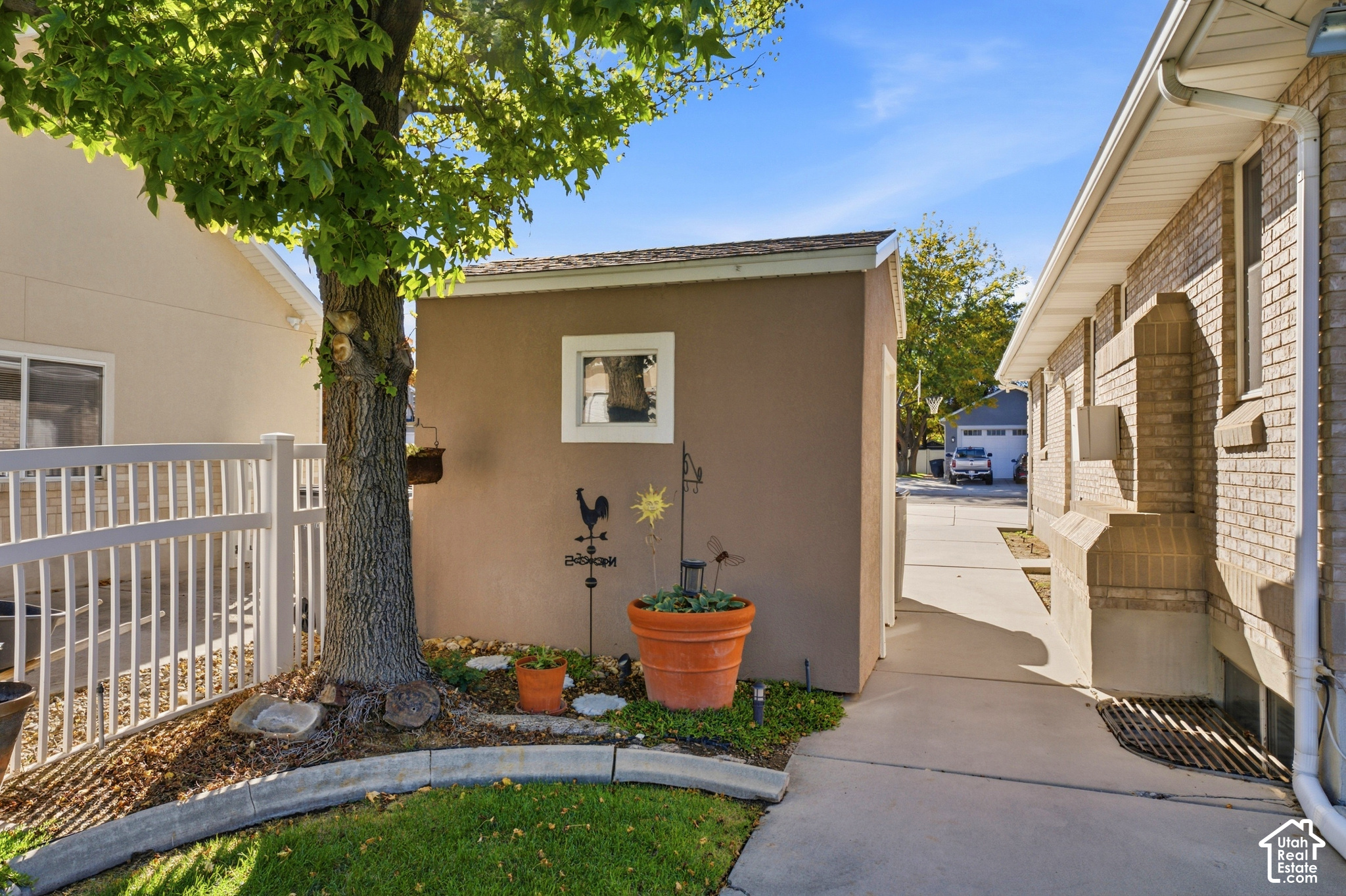 main property photo 48