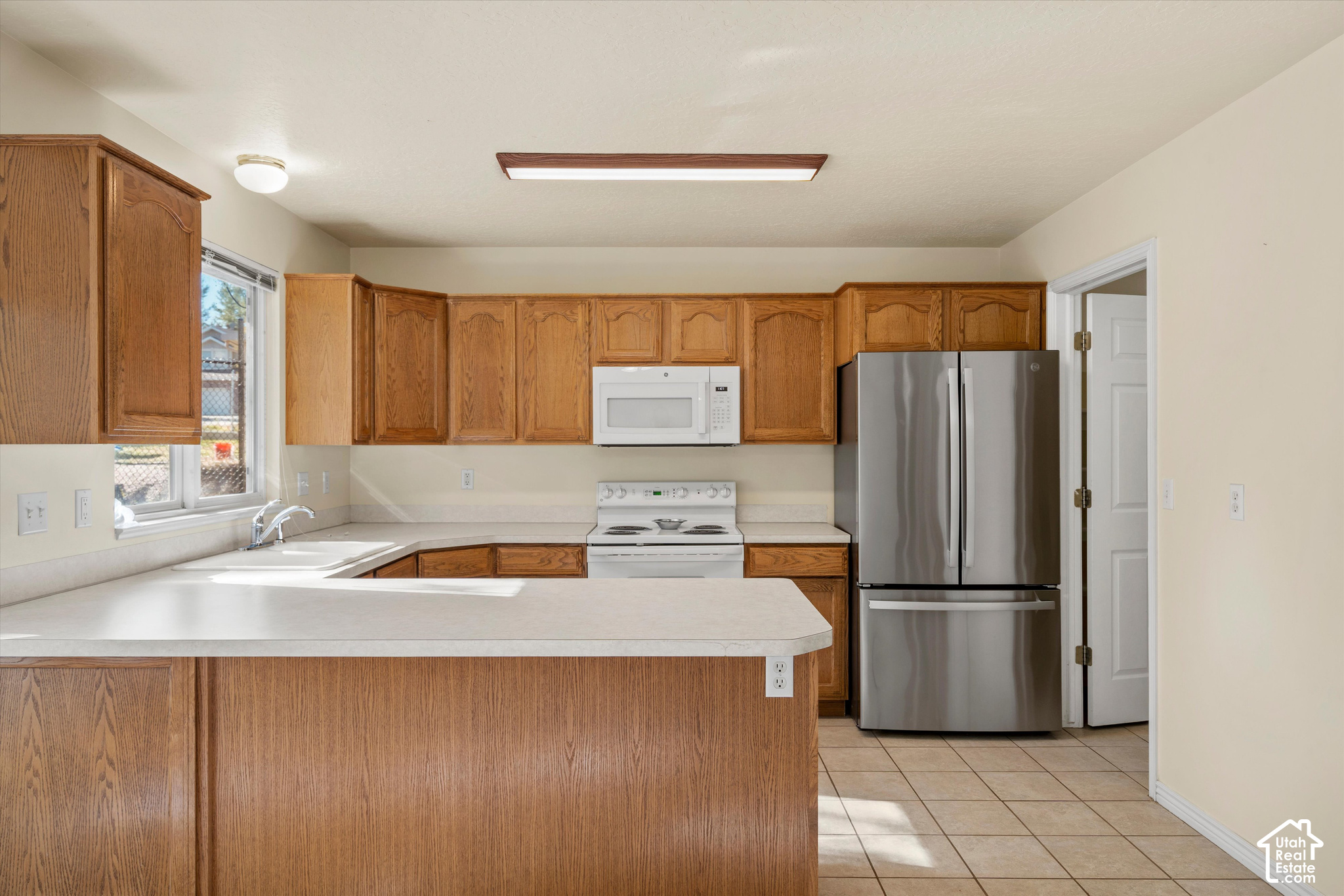 main property photo 15