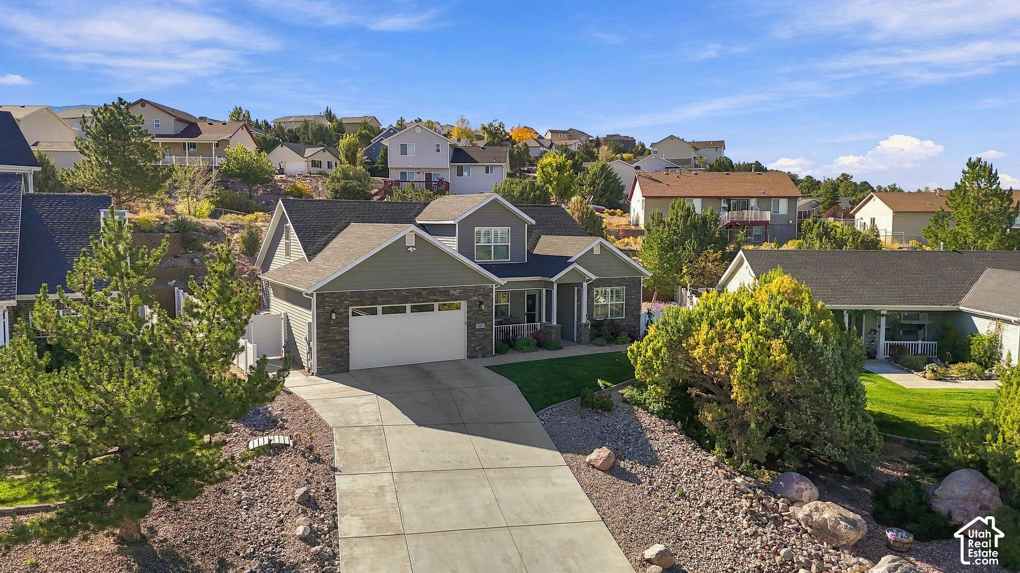 main property photo 41