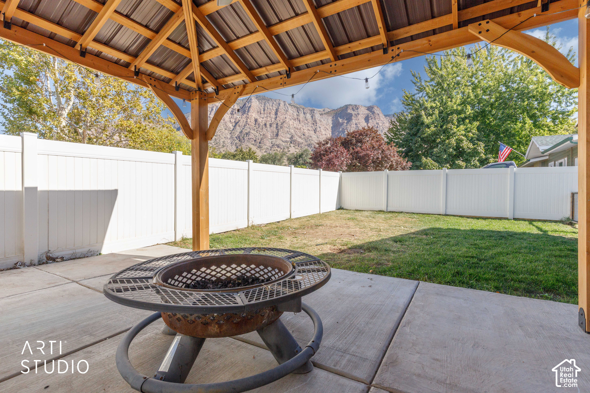 main property photo 20
