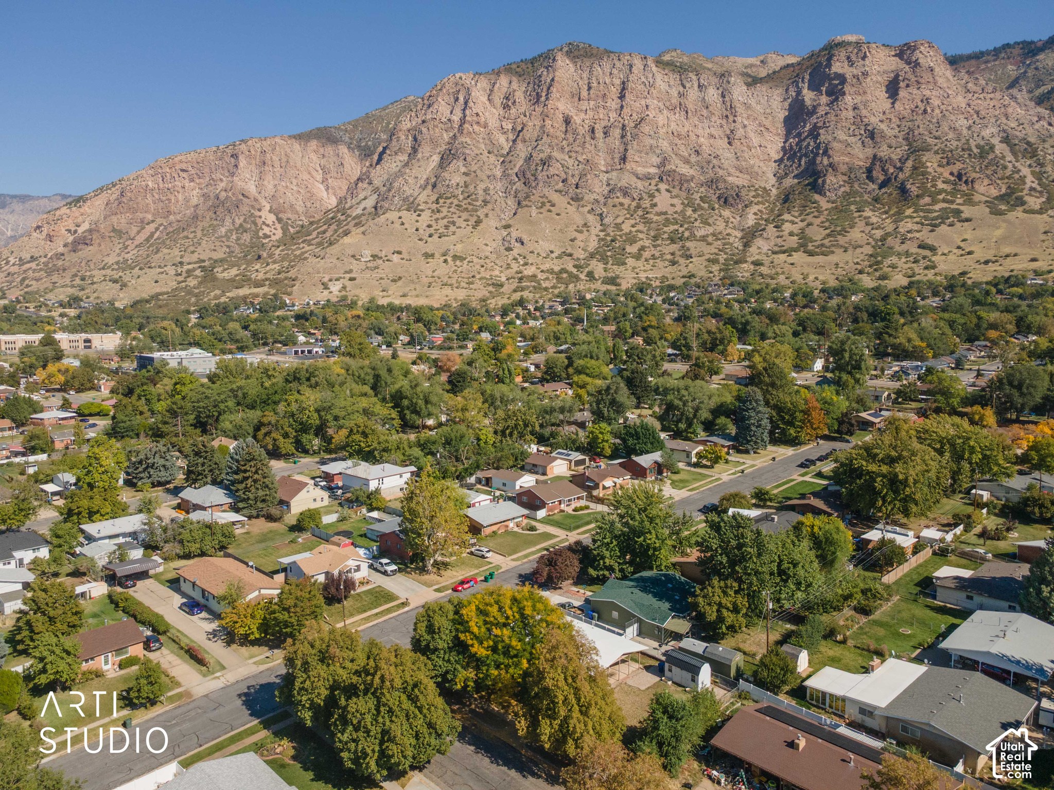 main property photo 27