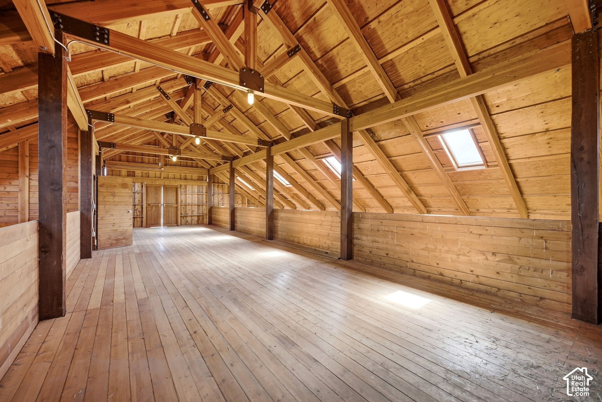 main property photo 60