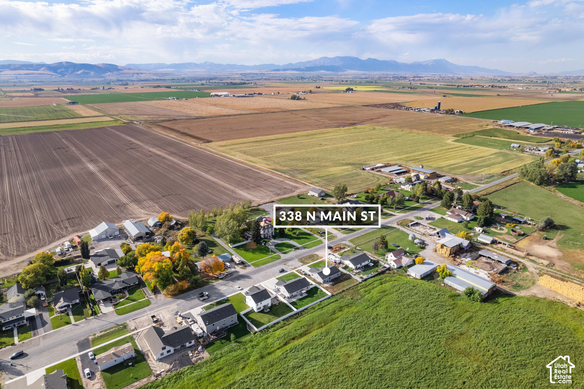 main property photo 25