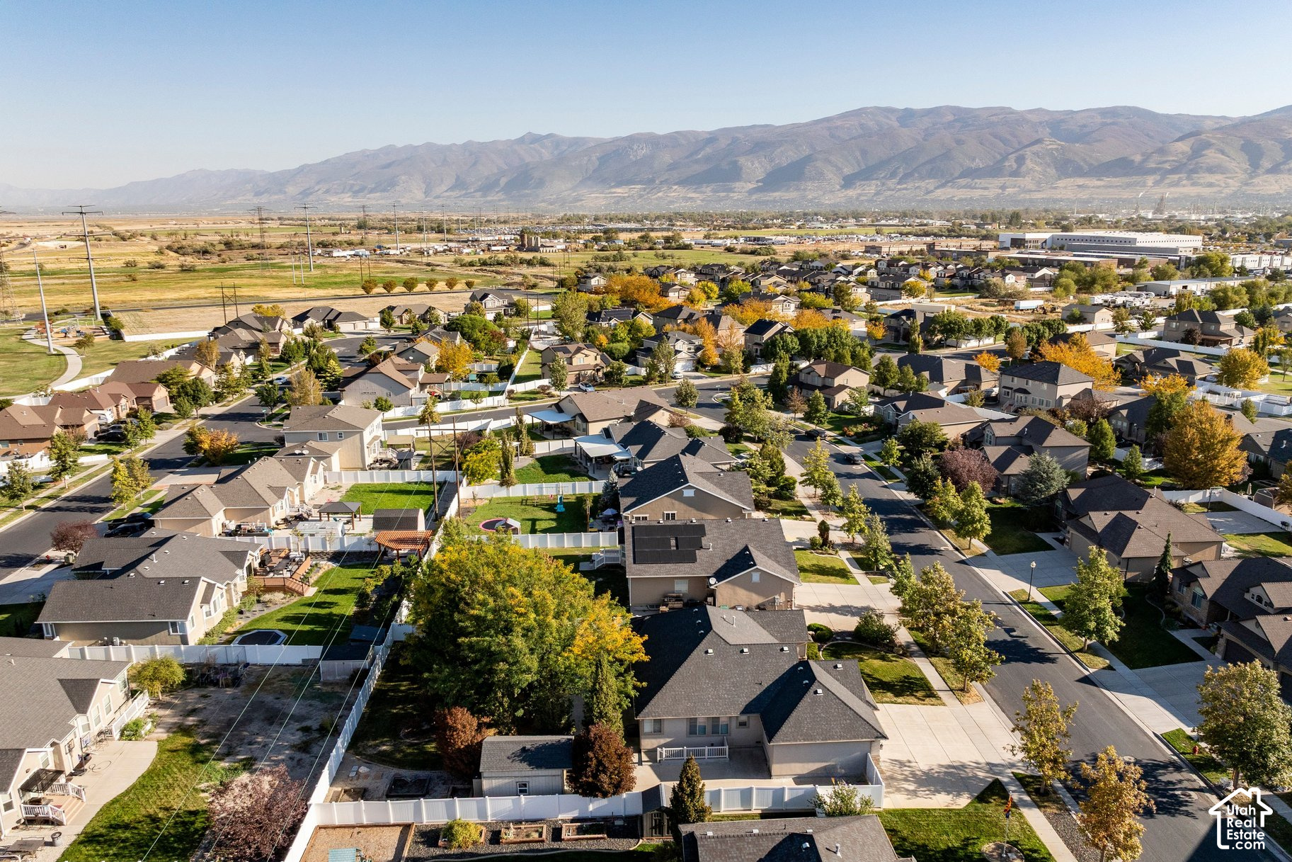main property photo 40