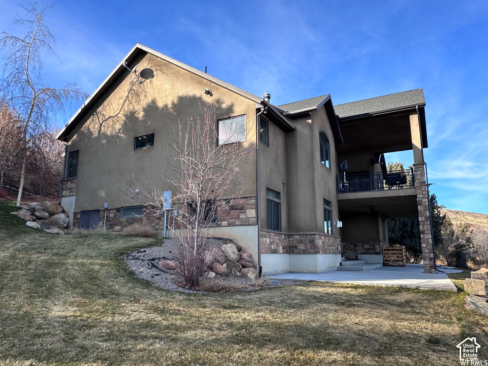 main property photo 7