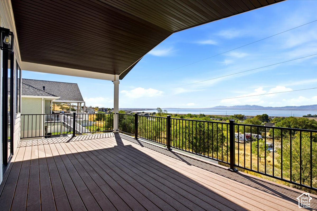 main property photo 51